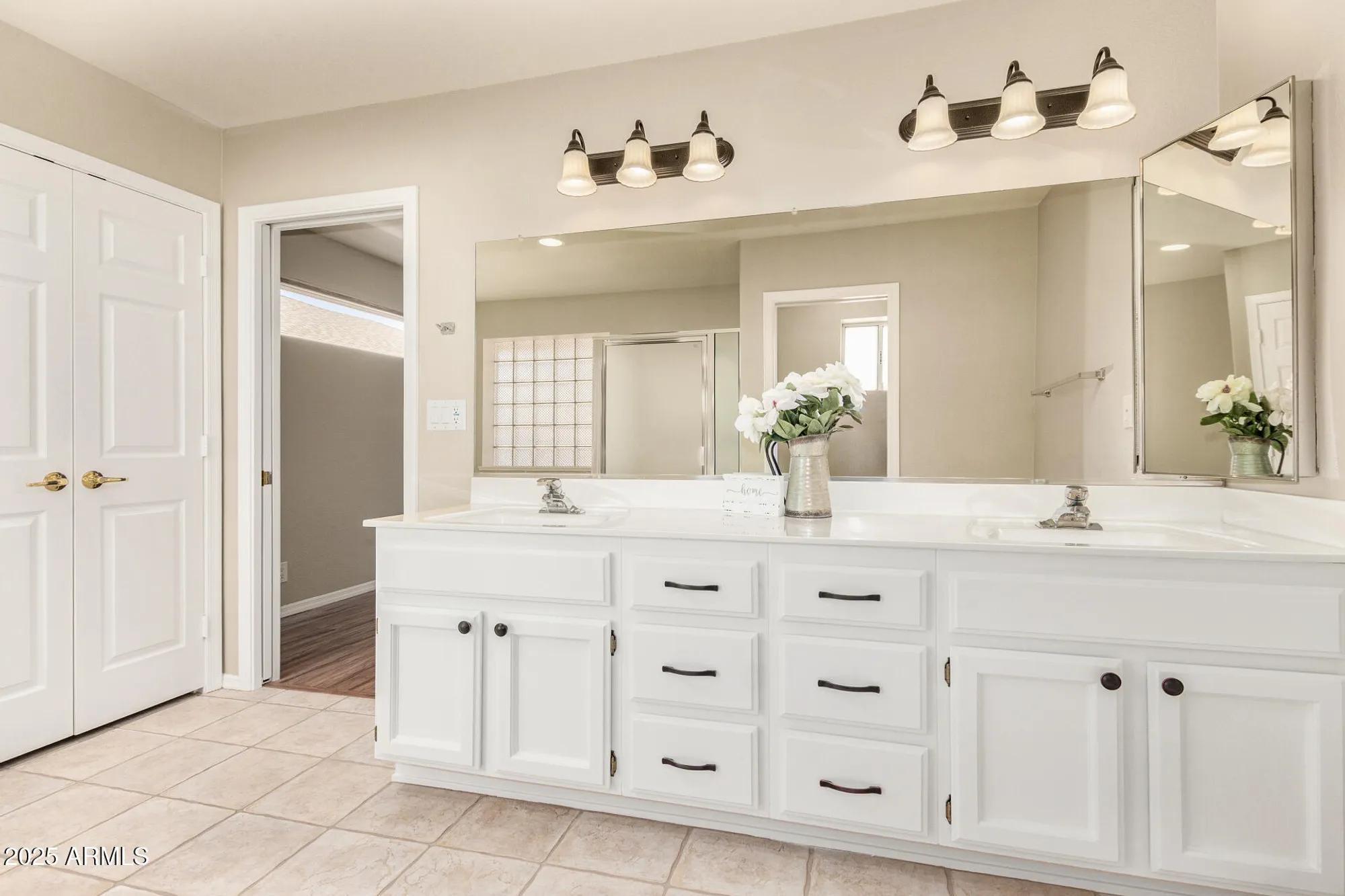 Property Slideshow image 29 of 87 | 11508 e medina ave, Mesa, AZ, 85209