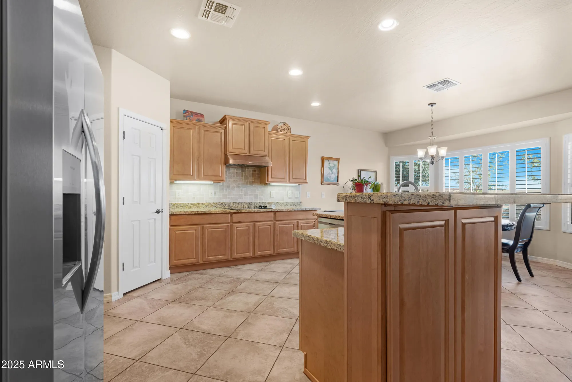 Property Slideshow image 9 of 36 | 1210 w cutleaf cir, San Tan Valley, AZ, 85143
