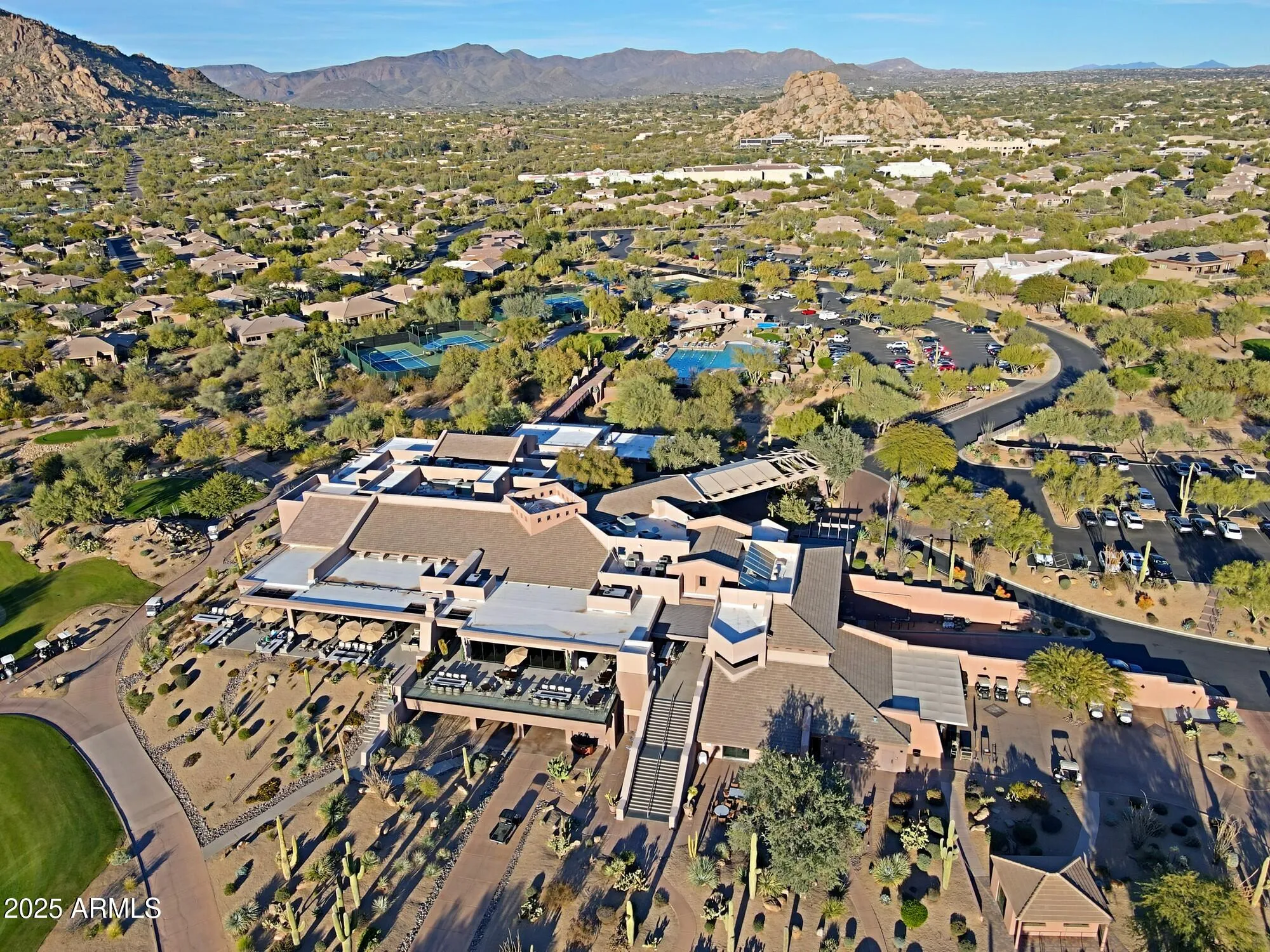 Property Slideshow image 38 of 82 | 6950 e bramble berry ln, Scottsdale, AZ, 85266