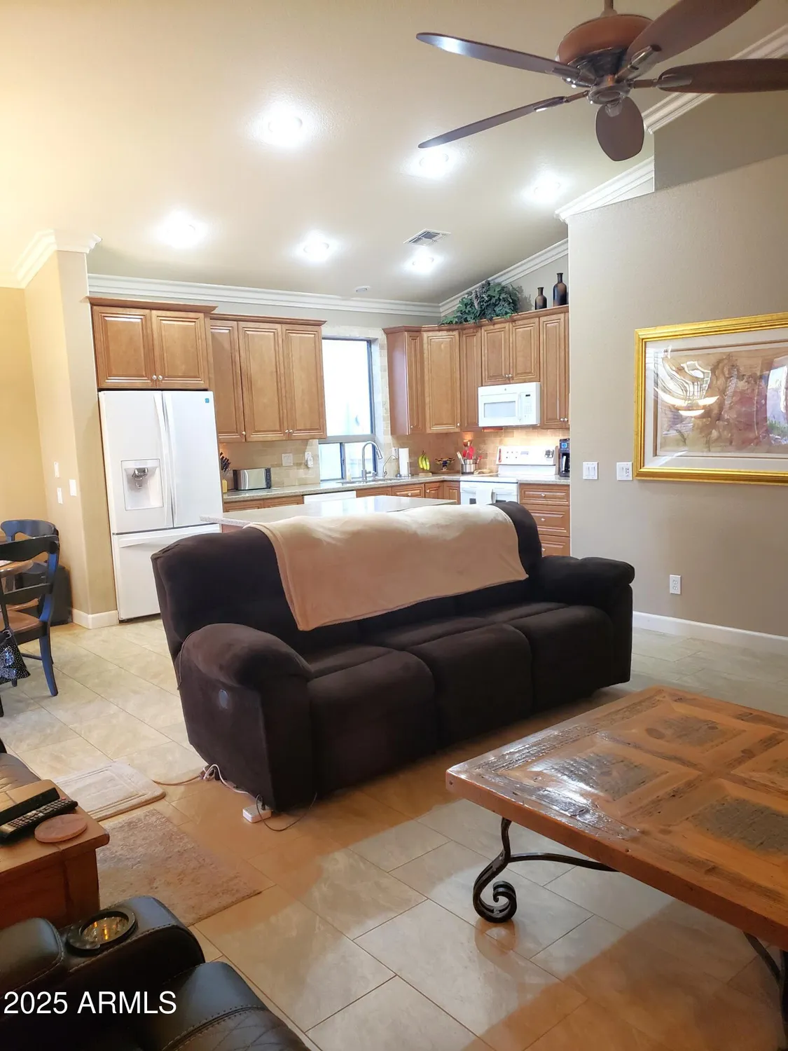 Property Slideshow image 9 of 38 | 18093 w skyline dr, Surprise, AZ, 85374