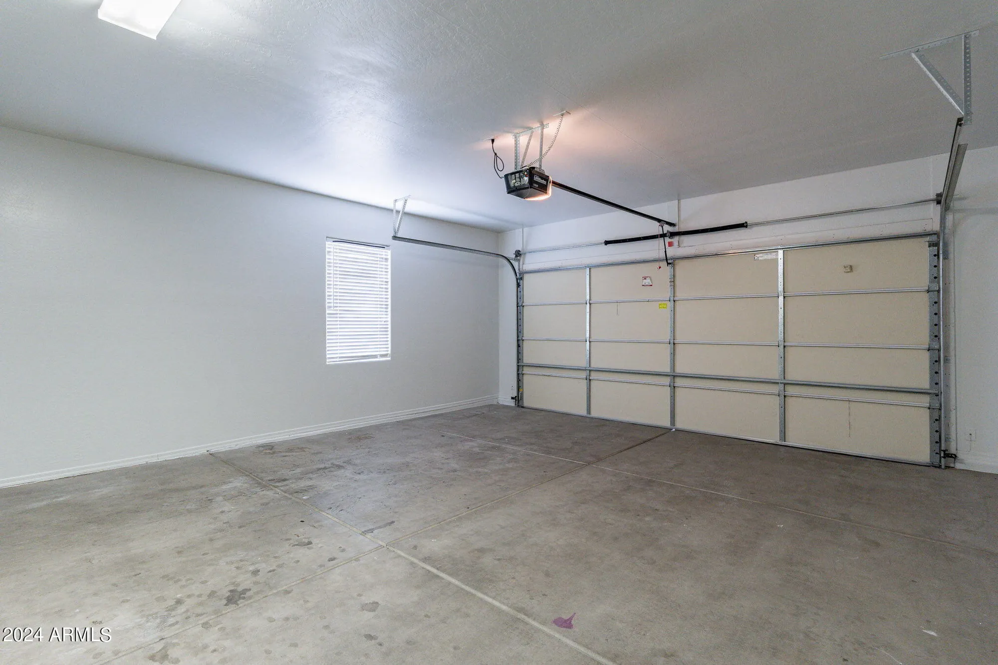 Property Slideshow image 19 of 32 | 13441 w el sueno ct, Sun City West, AZ, 85375