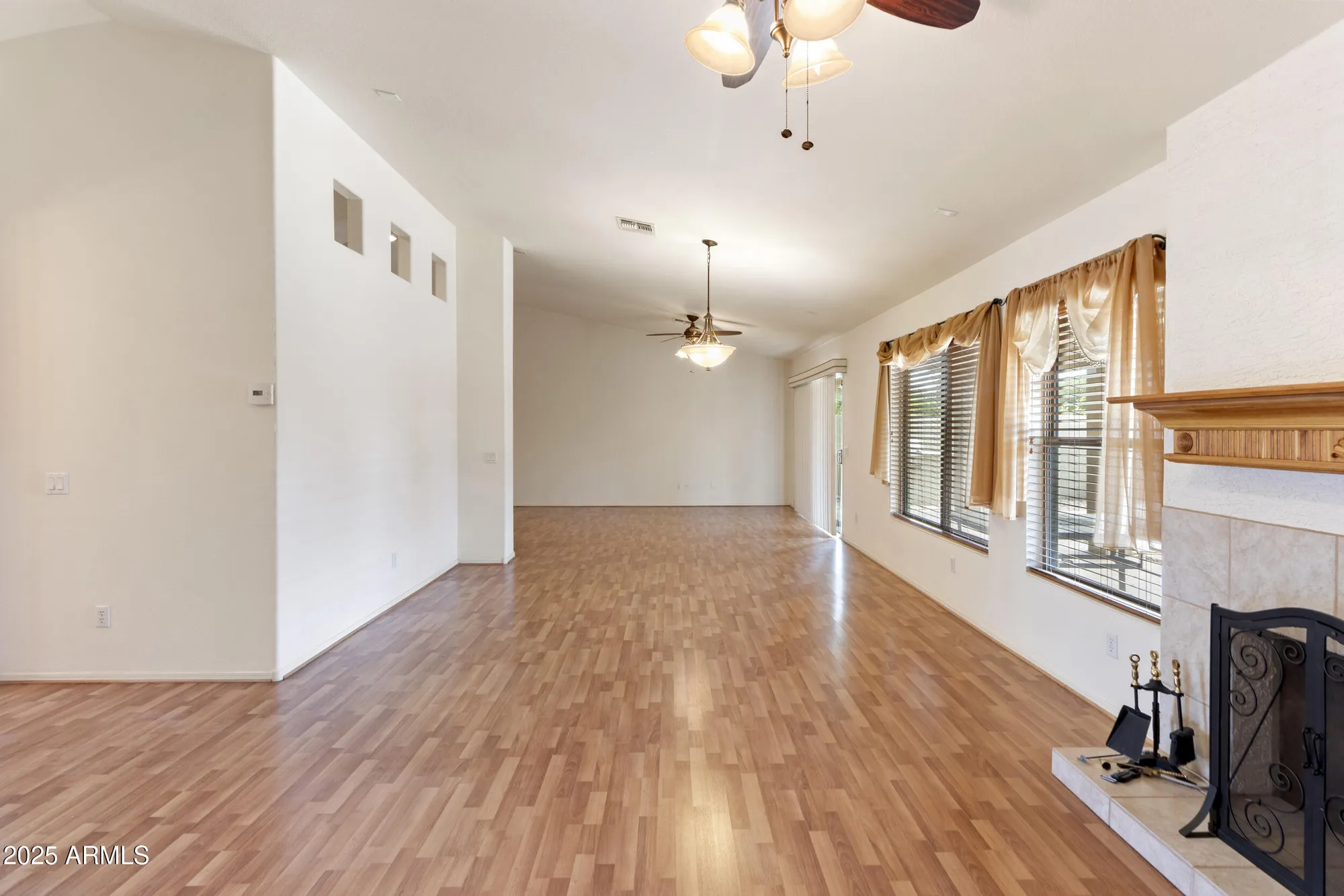 Property Slideshow image 6 of 23 | 16083 w cambridge ave, Goodyear, AZ, 85395