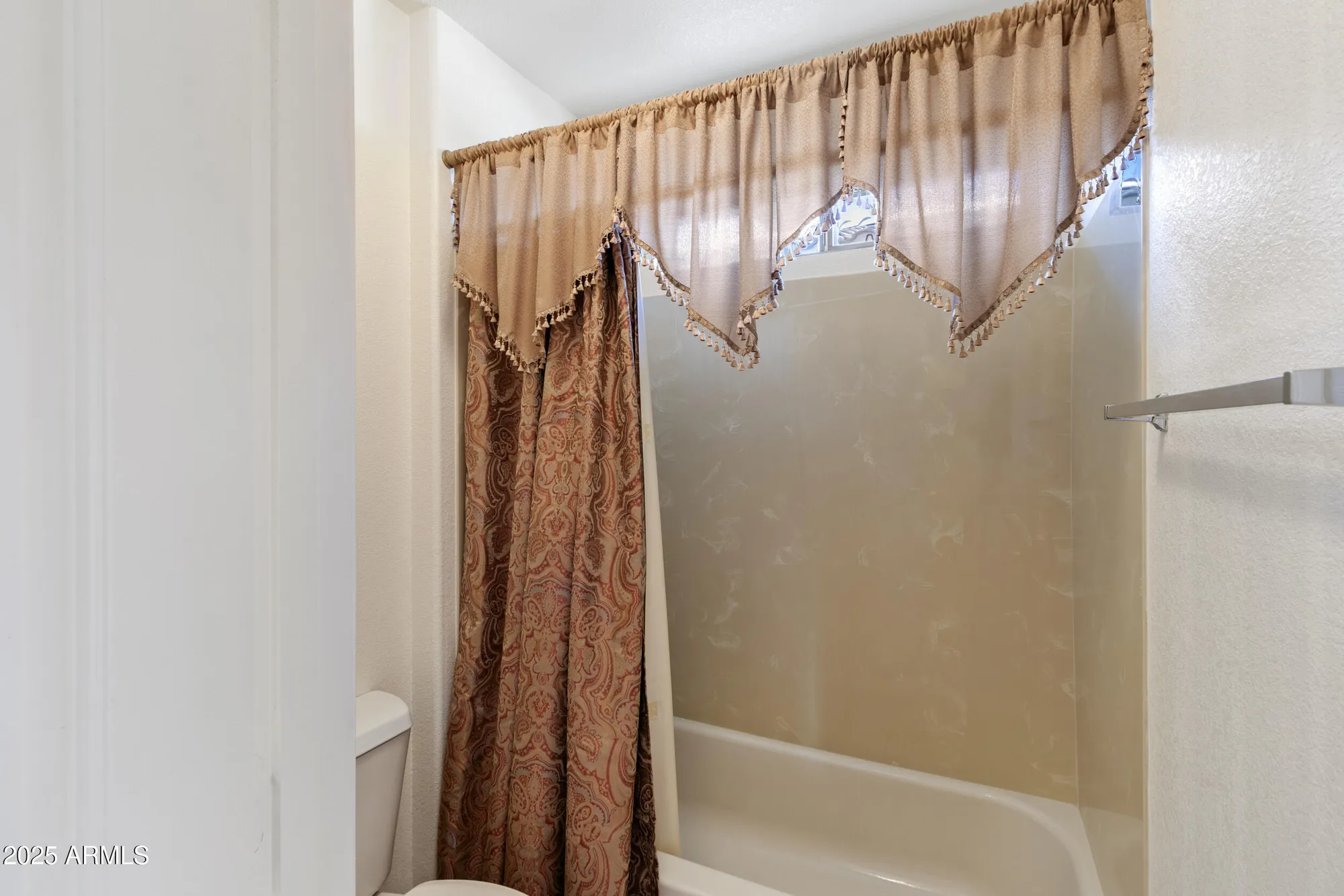Property Slideshow image 21 of 23 | 16083 w cambridge ave, Goodyear, AZ, 85395