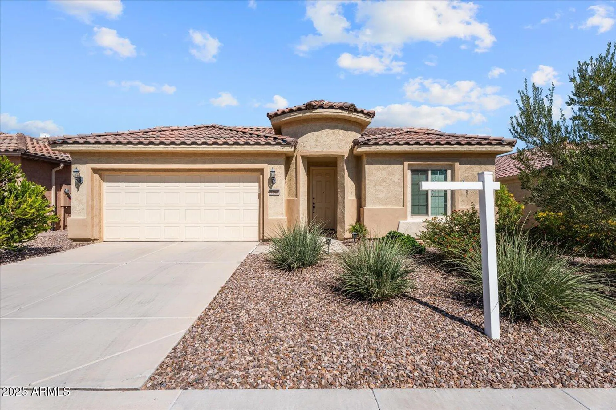 Property Slideshow image 2 of 49 | 7790 w noble prairie way, Florence, AZ, 85132