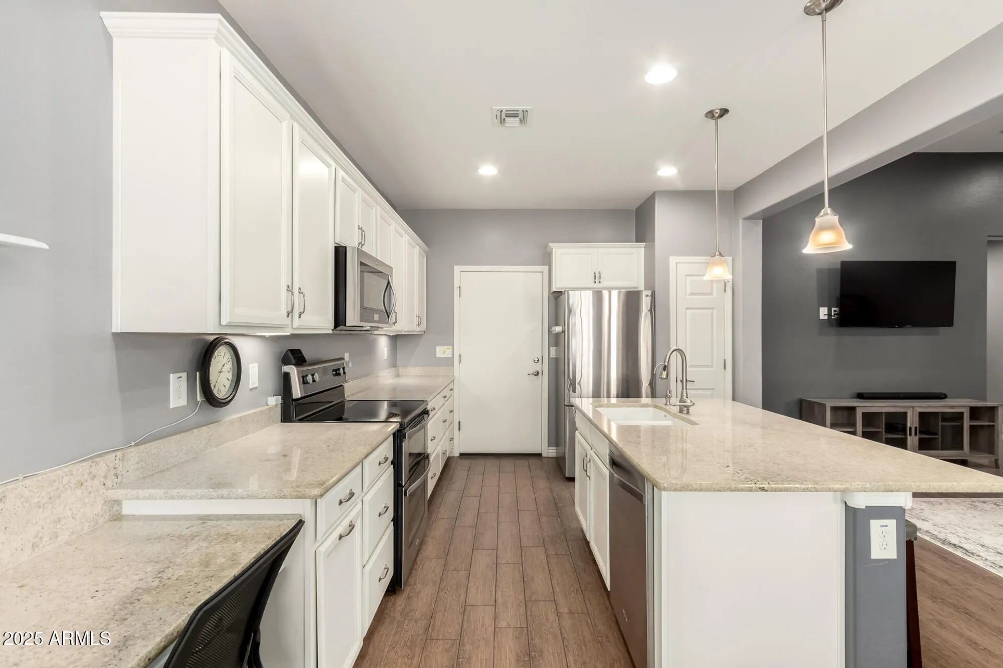 Property Slideshow image 15 of 43 | 254 n monterey ct, Casa Grande, AZ, 85194