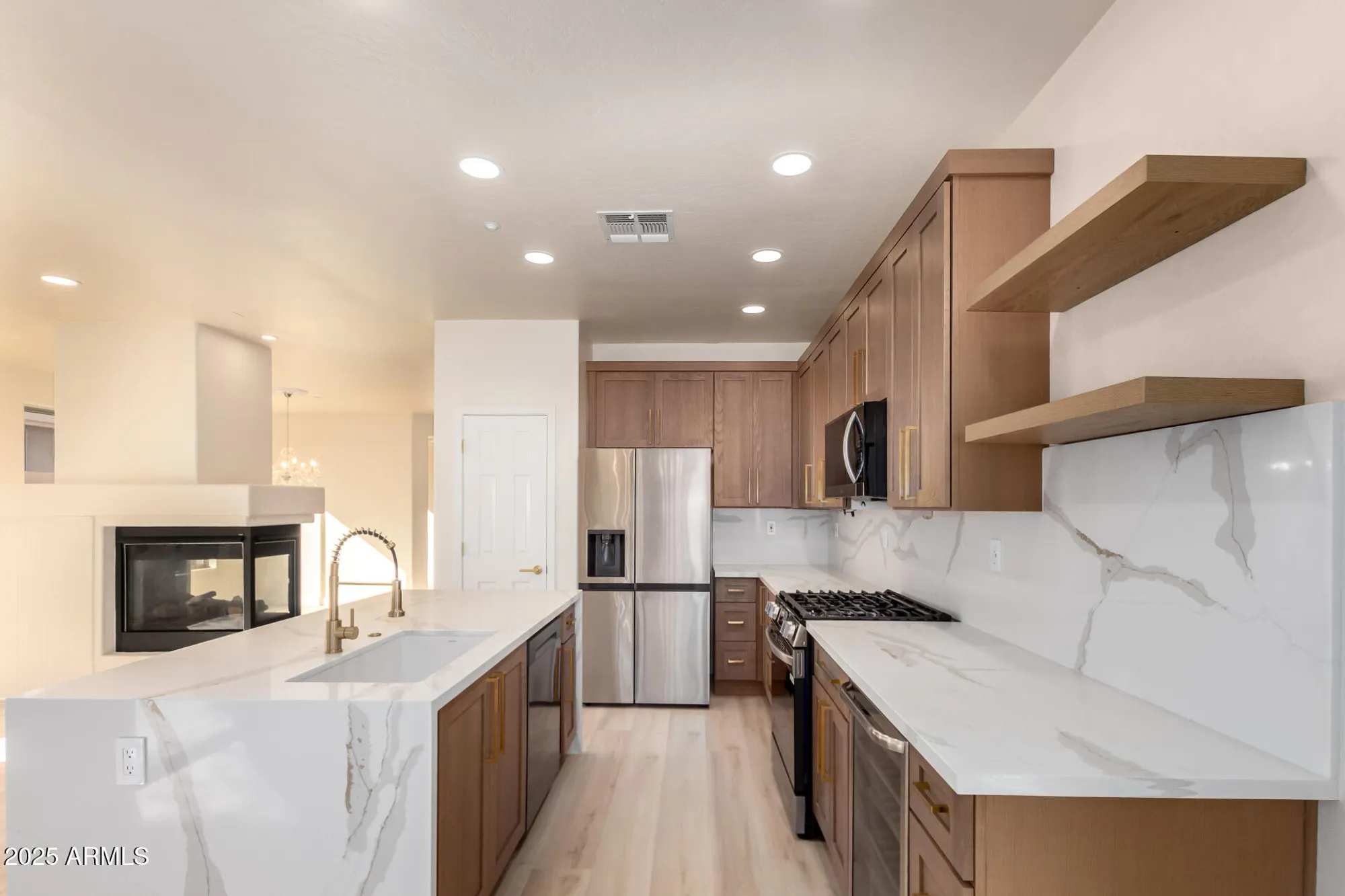 Property Slideshow image 2 of 51 | 2335 w muirfield dr, Anthem, AZ, 85086