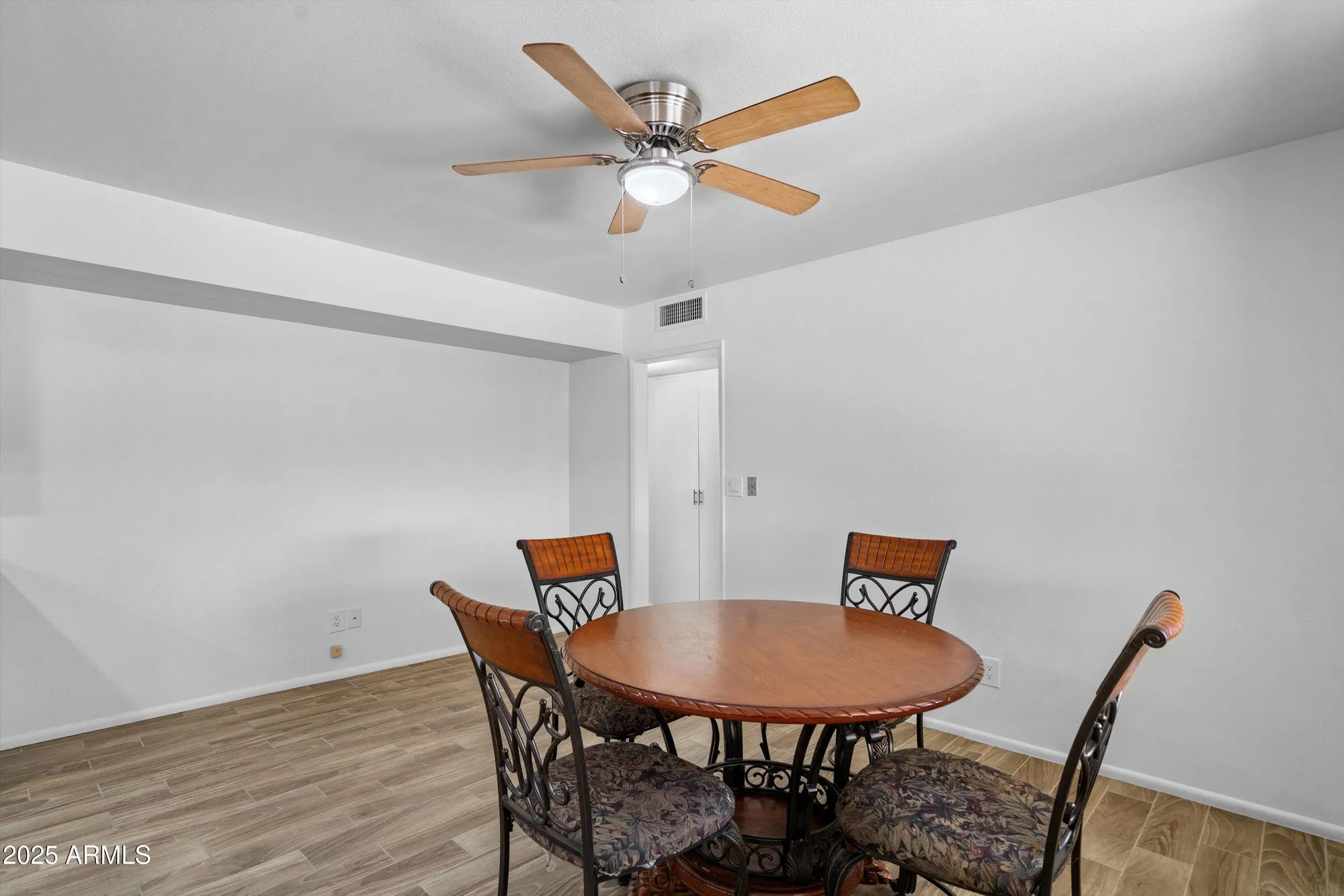 Property Slideshow image 18 of 36 | 10939 w sun city blvd, Sun City, AZ, 85351