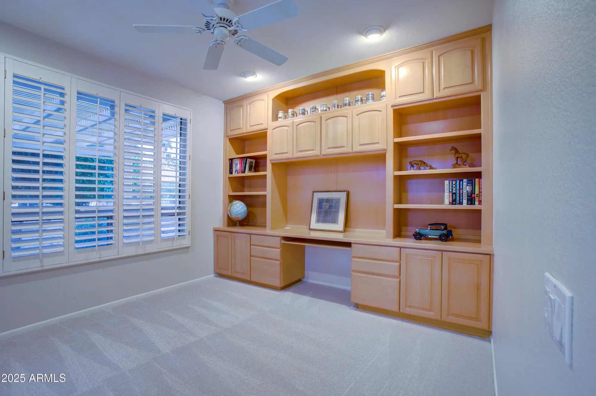 Property Slideshow image 19 of 44 | 17733 n escalante ln, Surprise, AZ, 85374