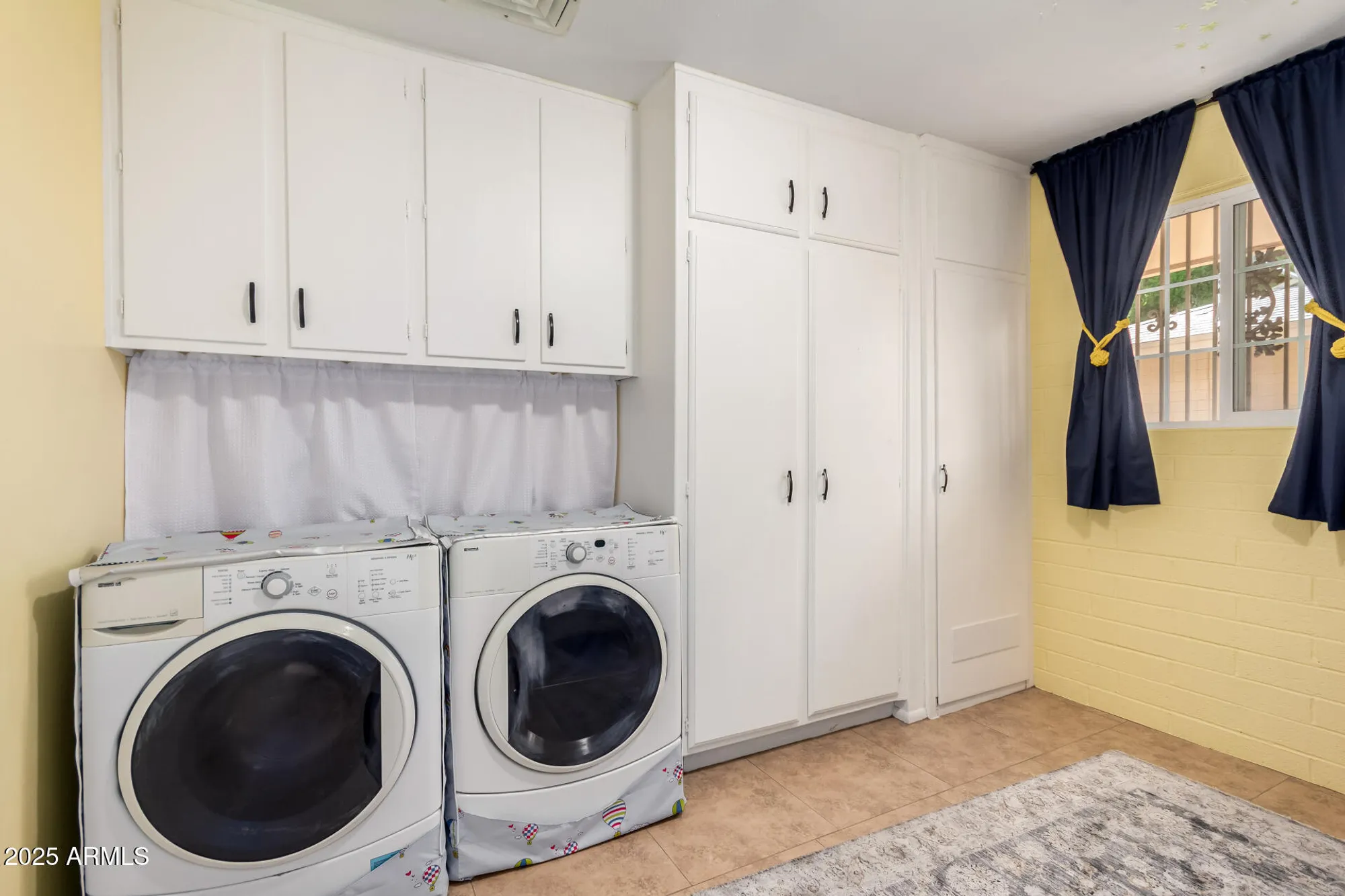 Property Slideshow image 24 of 30 | 10109 w mountain view rd, Sun City, AZ, 85351