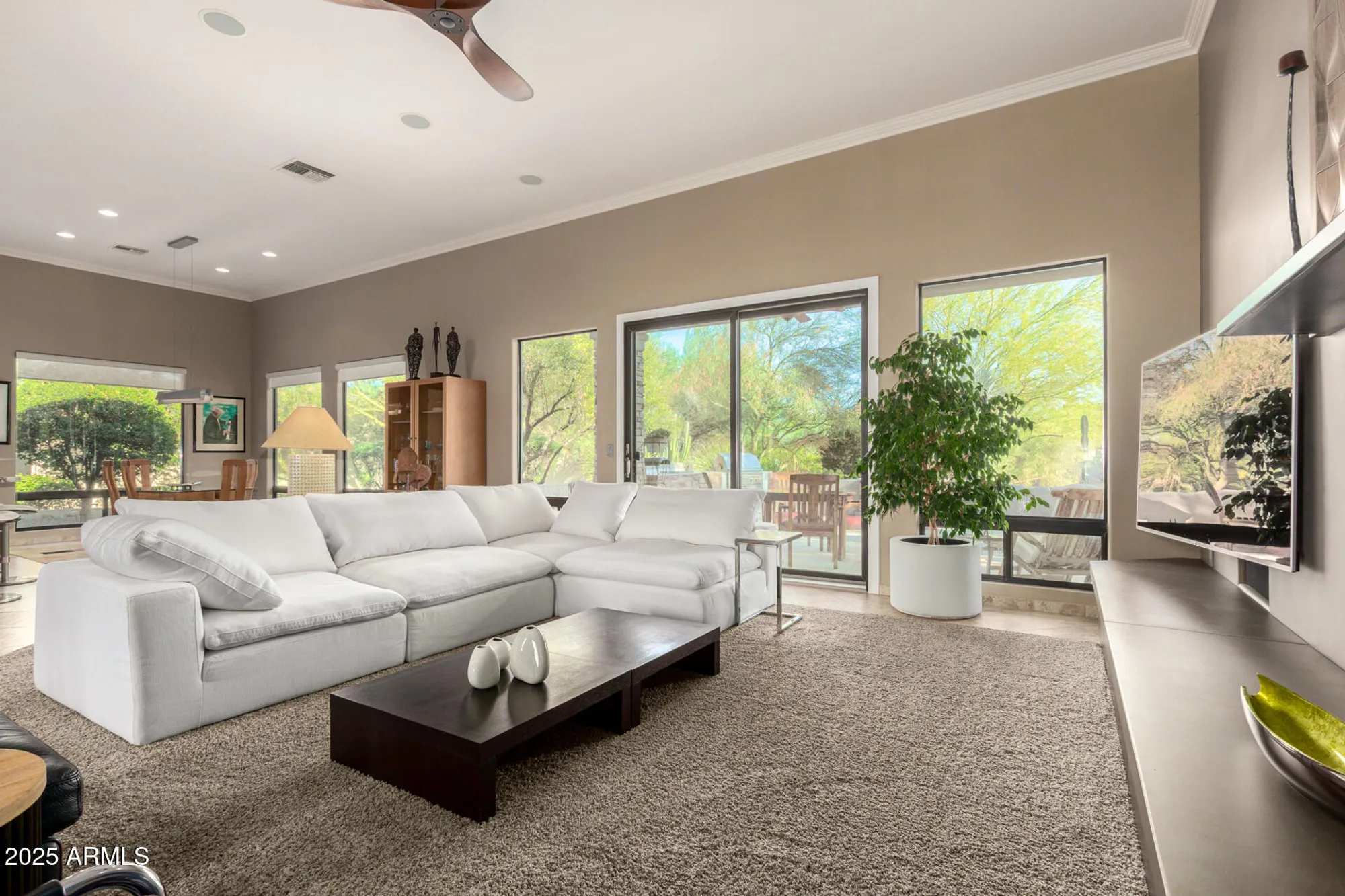 Property Slideshow image 7 of 46 | 19011 e box bar trl, Rio Verde, AZ, 85263