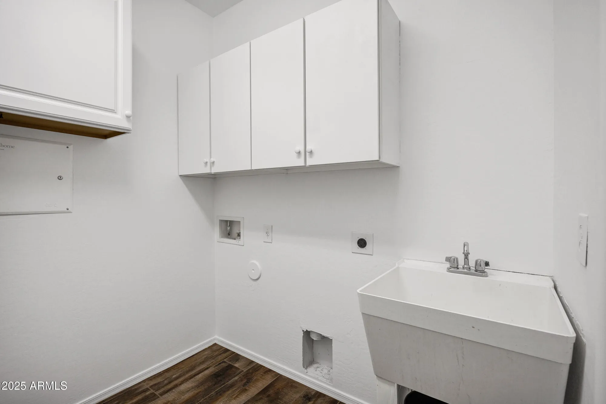 Property Slideshow image 13 of 25 | 20391 n sunrise ln, Maricopa, AZ, 85138