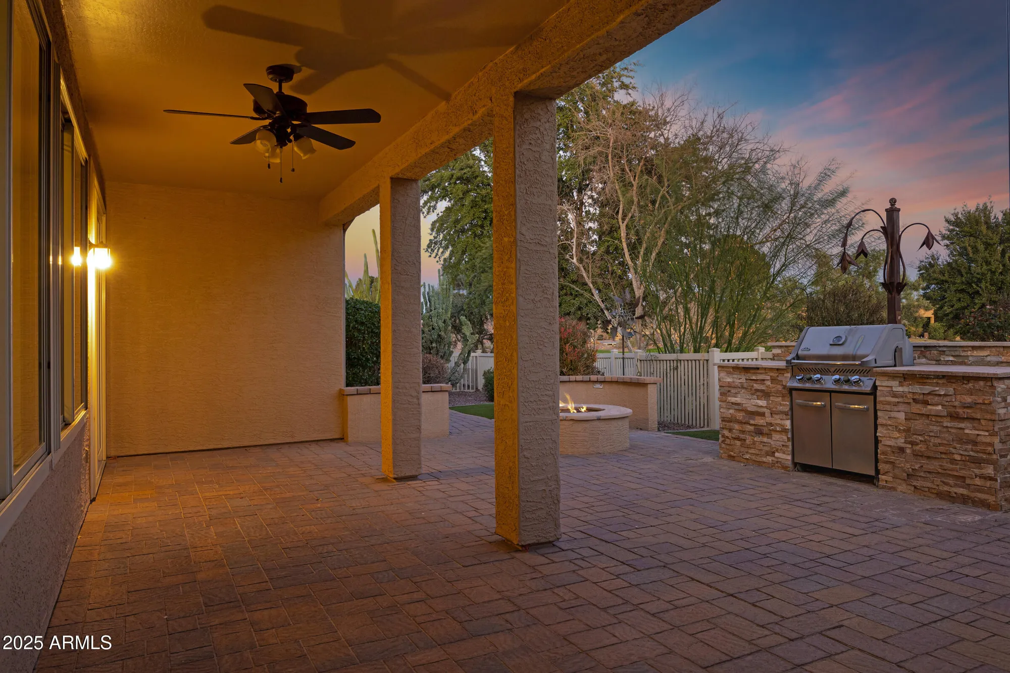 Property Slideshow image 16 of 25 | 20391 n sunrise ln, Maricopa, AZ, 85138