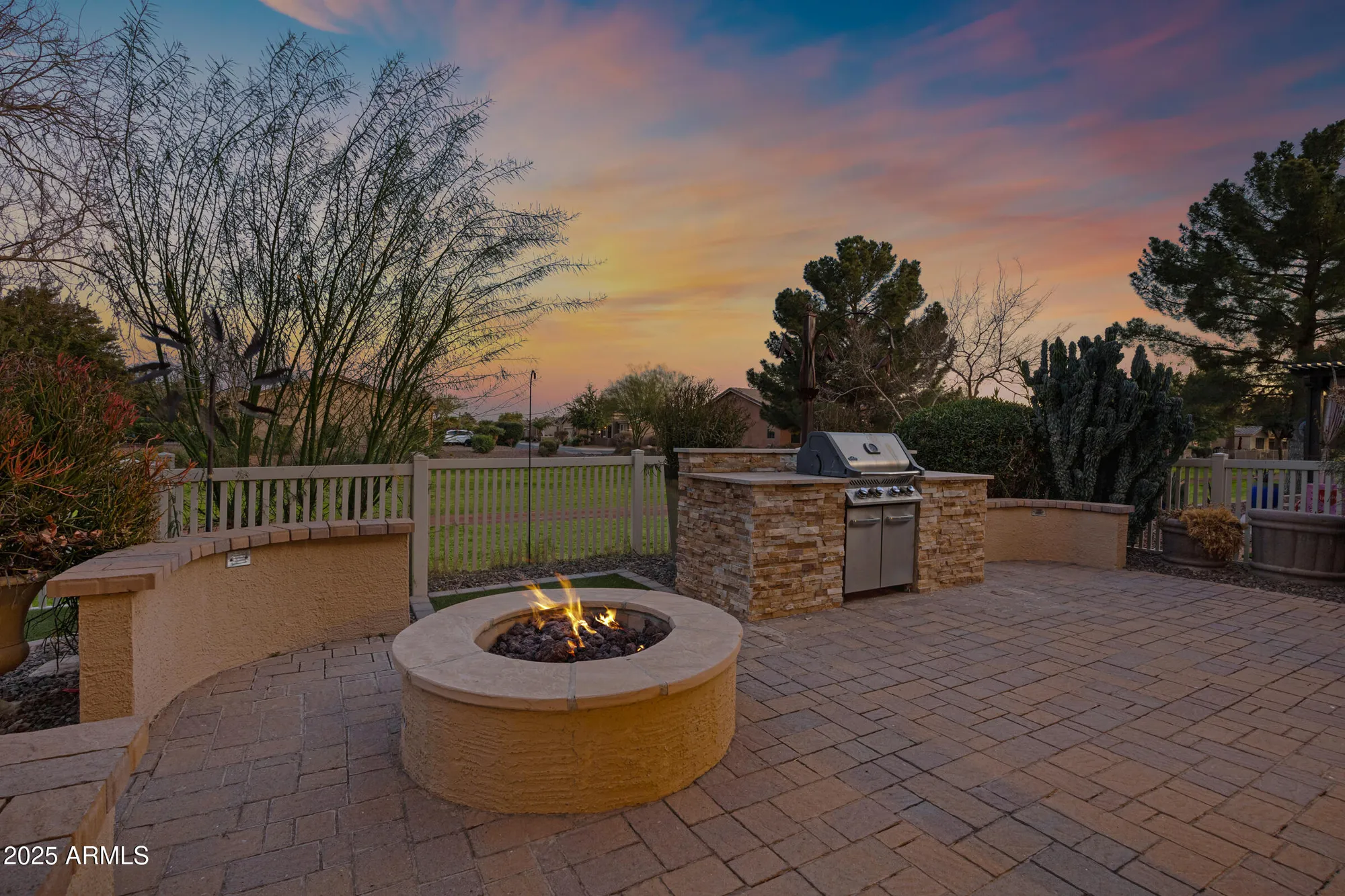 Property Slideshow image 17 of 25 | 20391 n sunrise ln, Maricopa, AZ, 85138