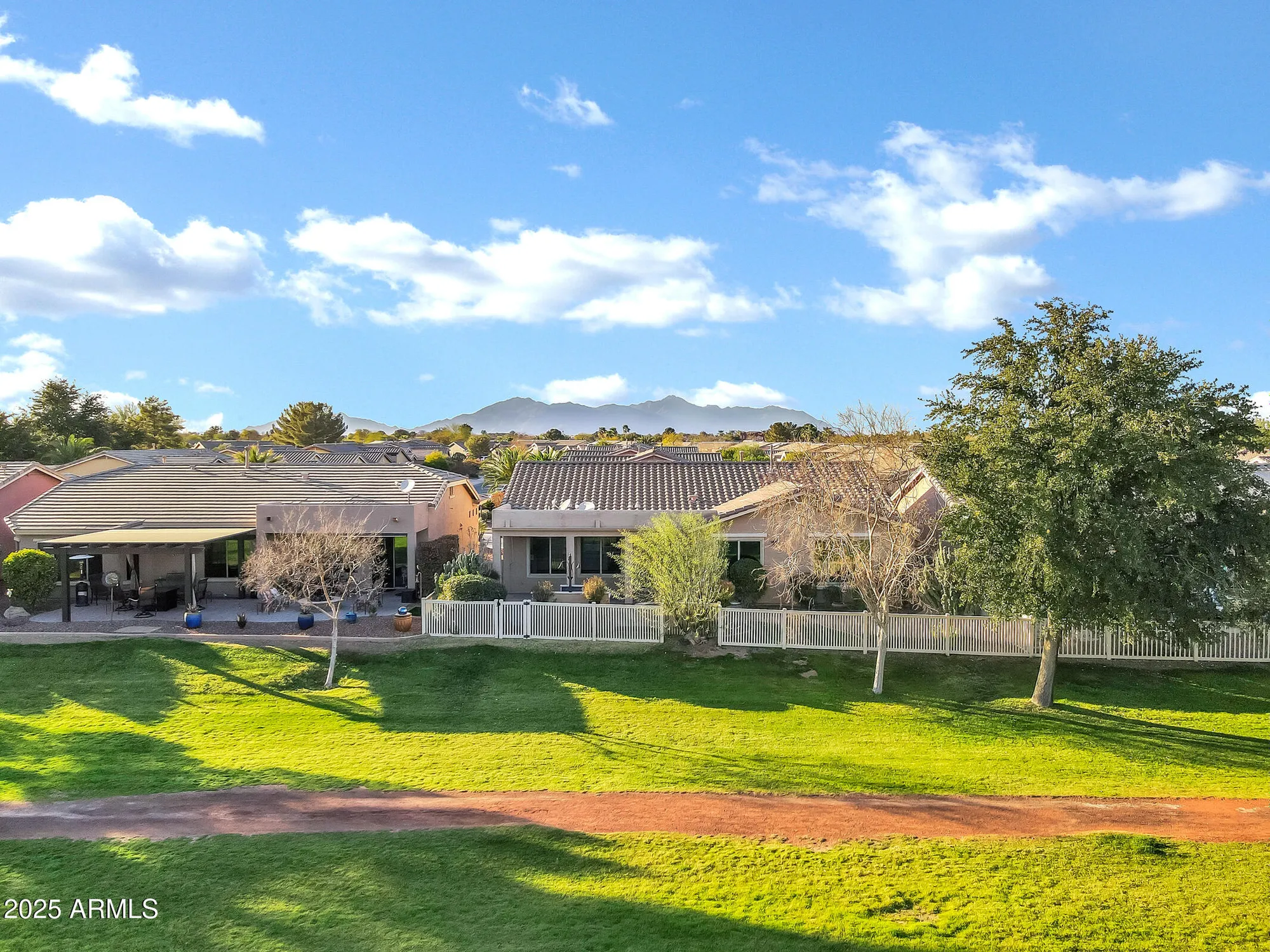 Property Slideshow image 22 of 25 | 20391 n sunrise ln, Maricopa, AZ, 85138