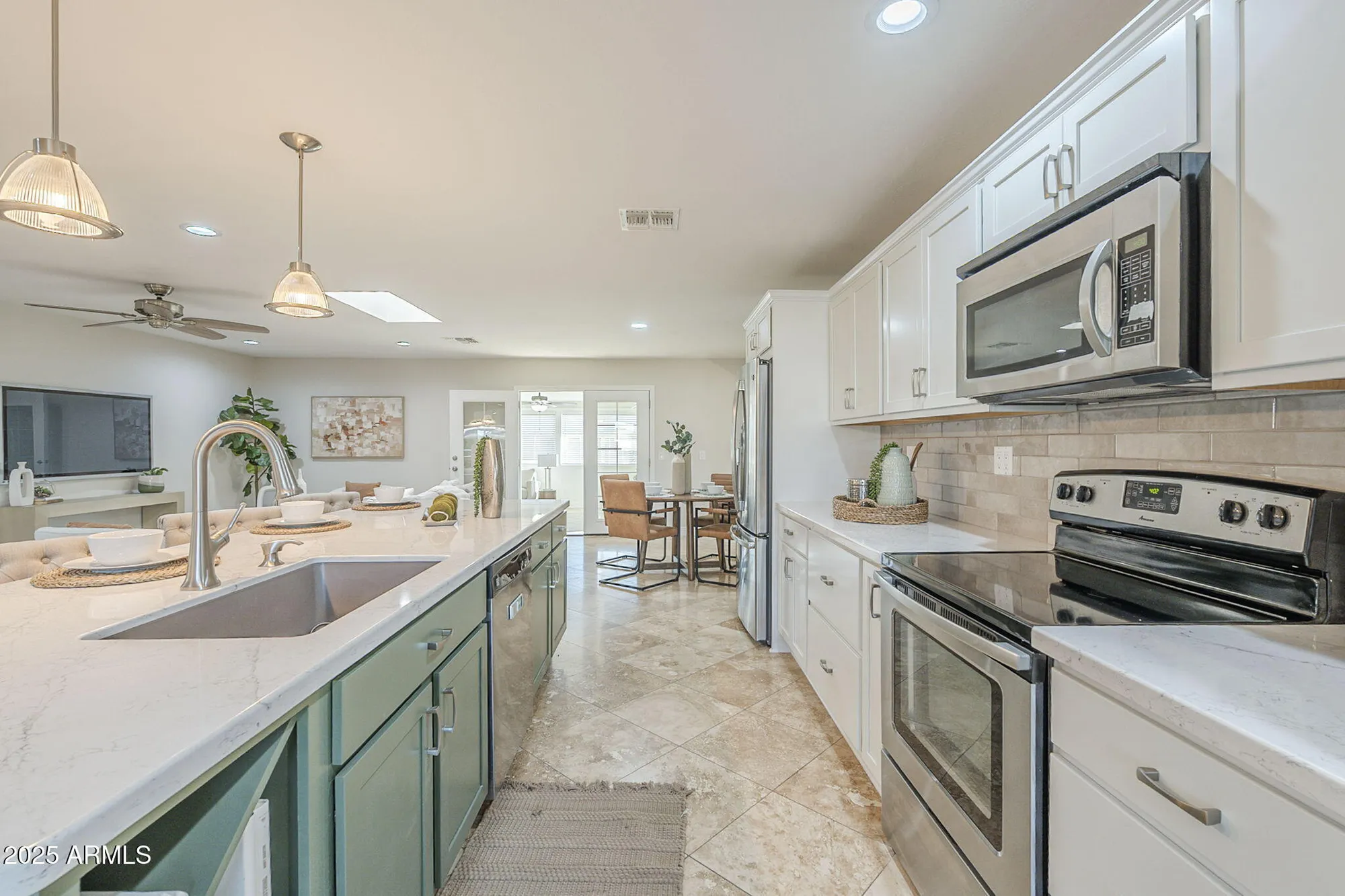 Property Slideshow image 5 of 25 | 9917 w shiprock dr, Sun City, AZ, 85351