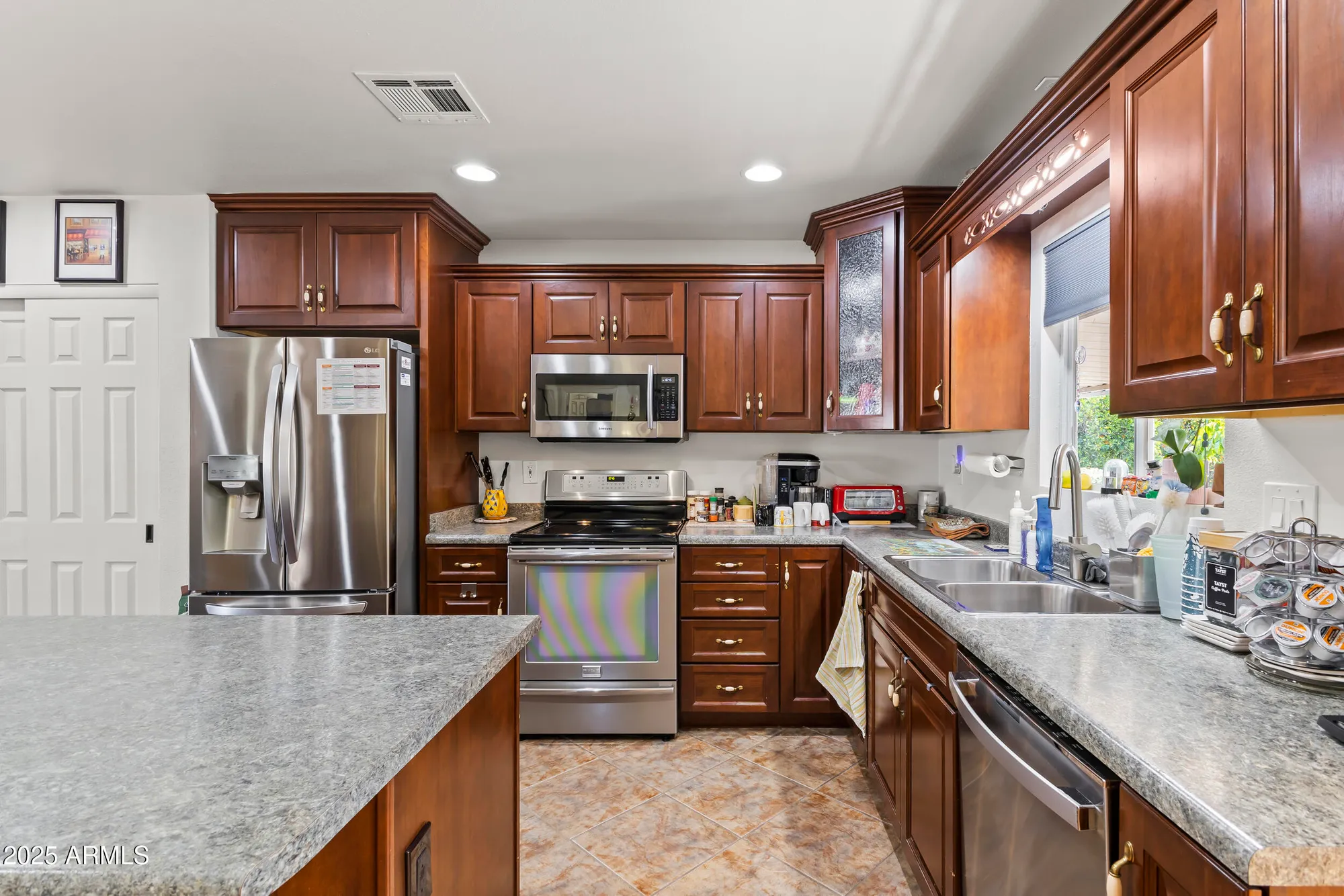 Property Slideshow image 5 of 13 | 10013 w augusta dr, Sun City, AZ, 85351