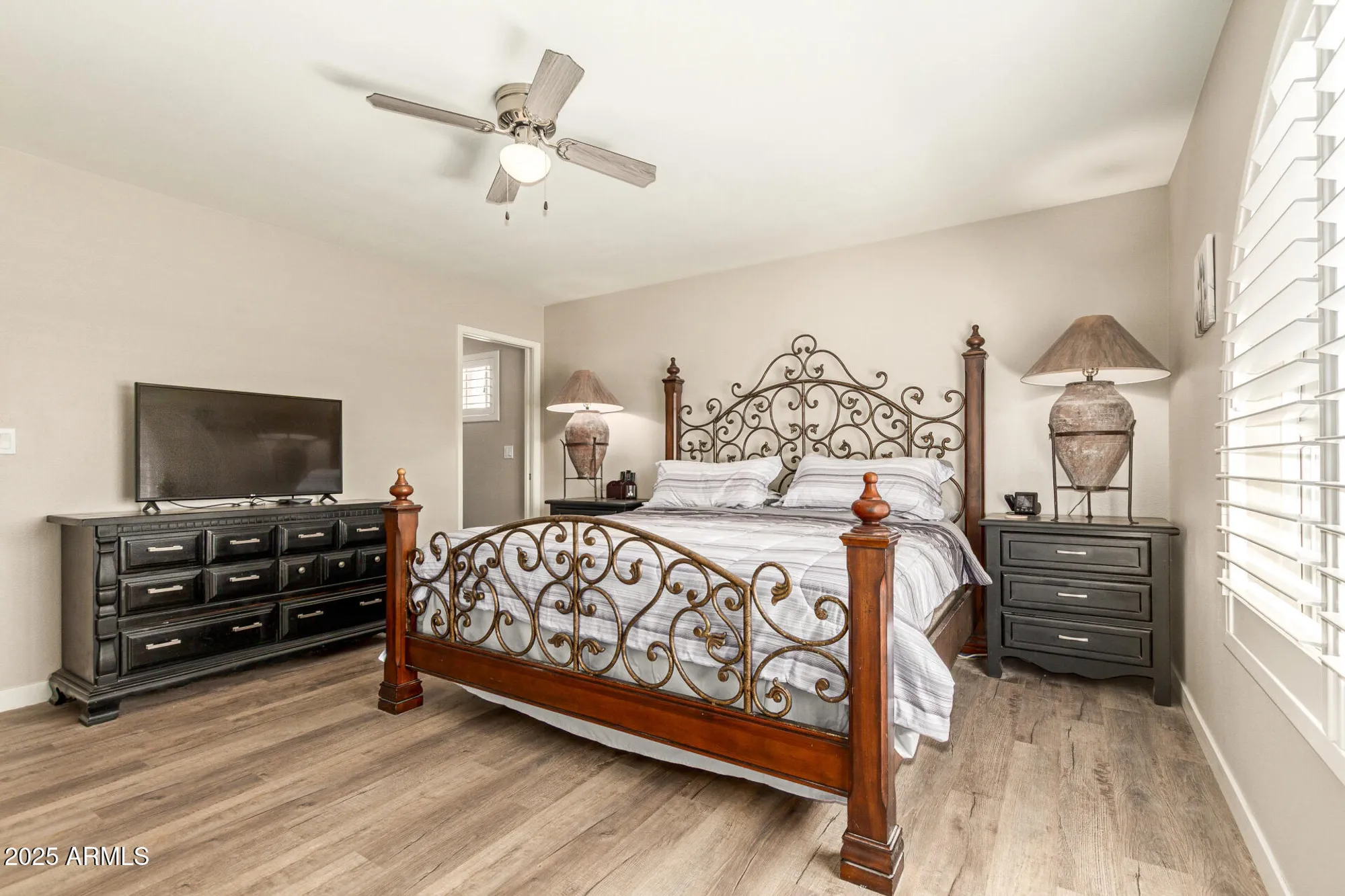 Property Slideshow image 15 of 35 | 4630 e capri ave, Mesa, AZ, 85206