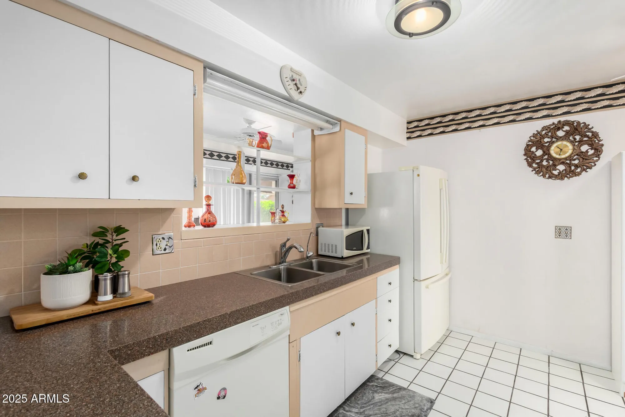 Property Slideshow image 13 of 27 | 11827 n 111th ave, Sun City, AZ, 85351