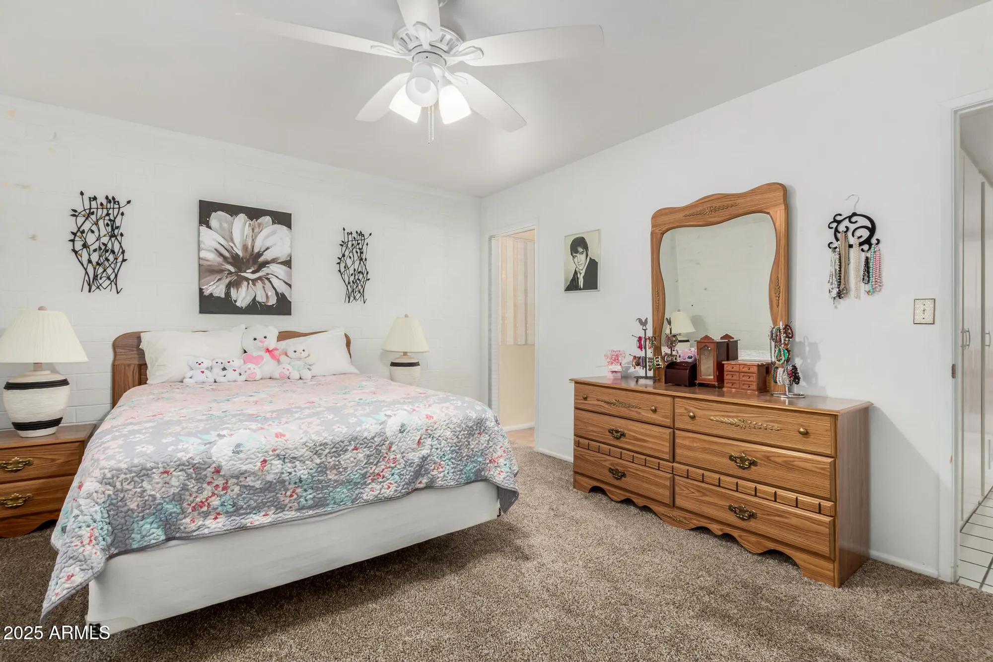 Property Slideshow image 15 of 27 | 11827 n 111th ave, Sun City, AZ, 85351