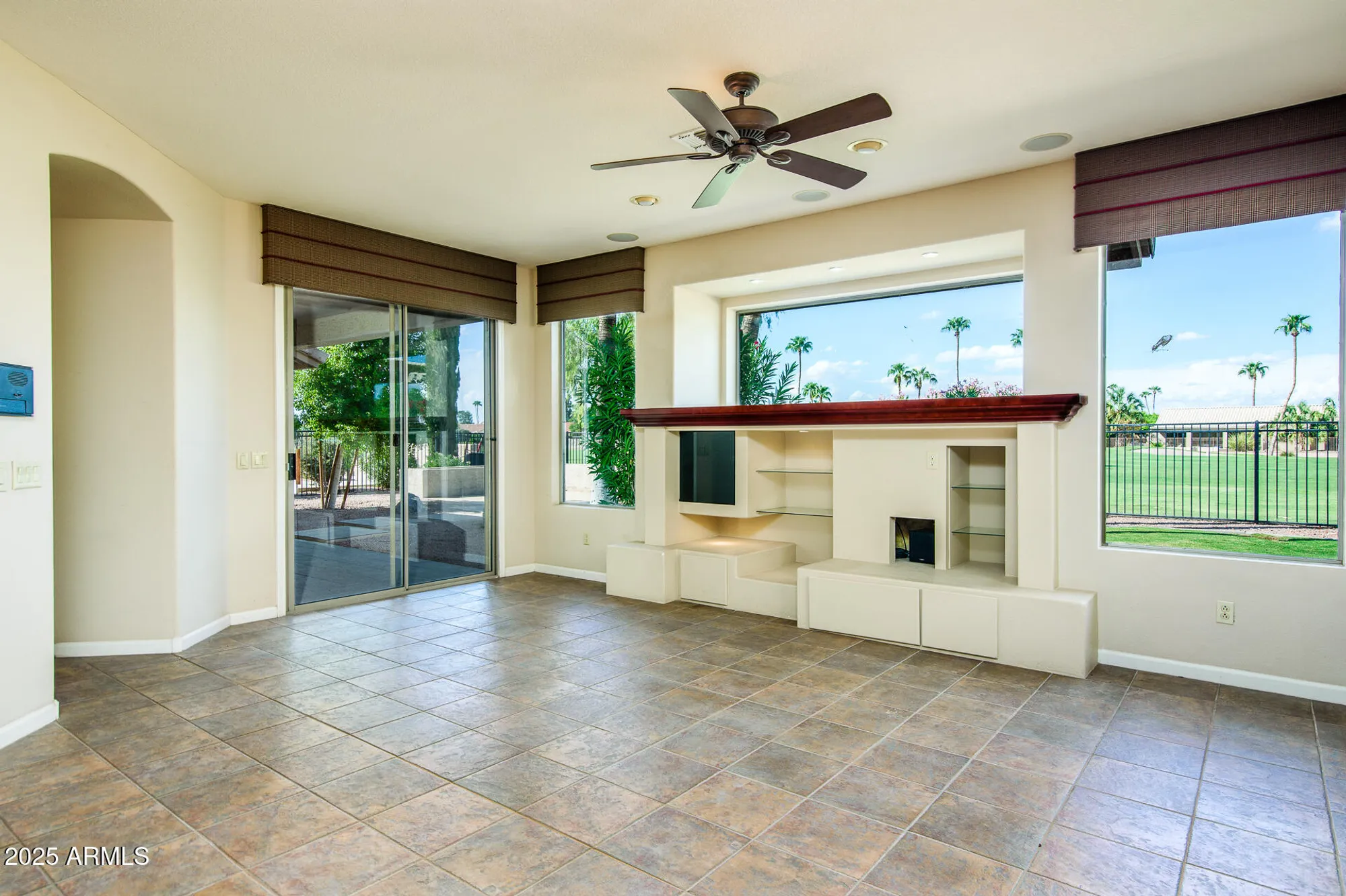 Property Slideshow image 4 of 112 | 10050 e coopers hawk dr, Sun Lakes, AZ, 85248