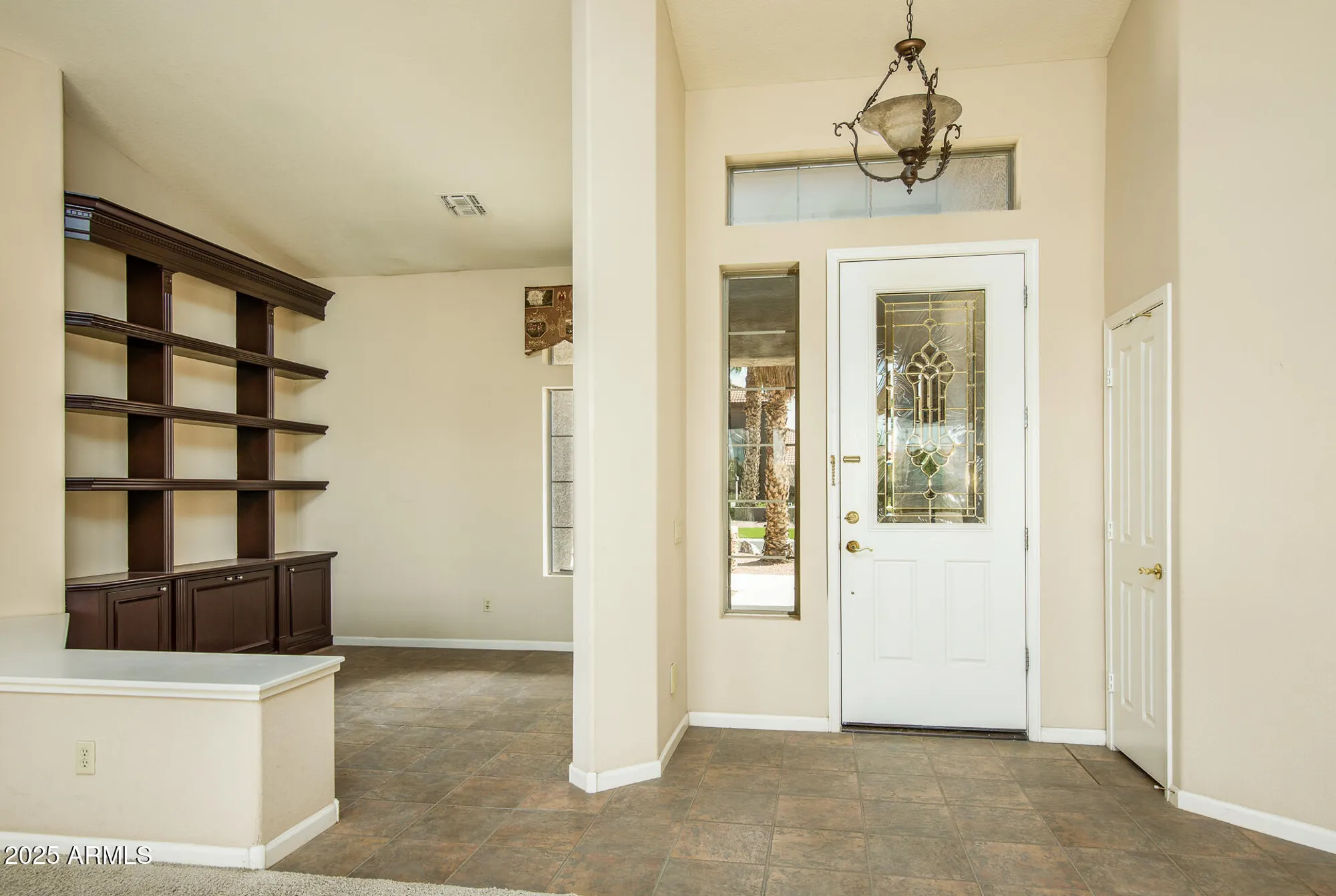 Property Slideshow image 6 of 112 | 10050 e coopers hawk dr, Sun Lakes, AZ, 85248