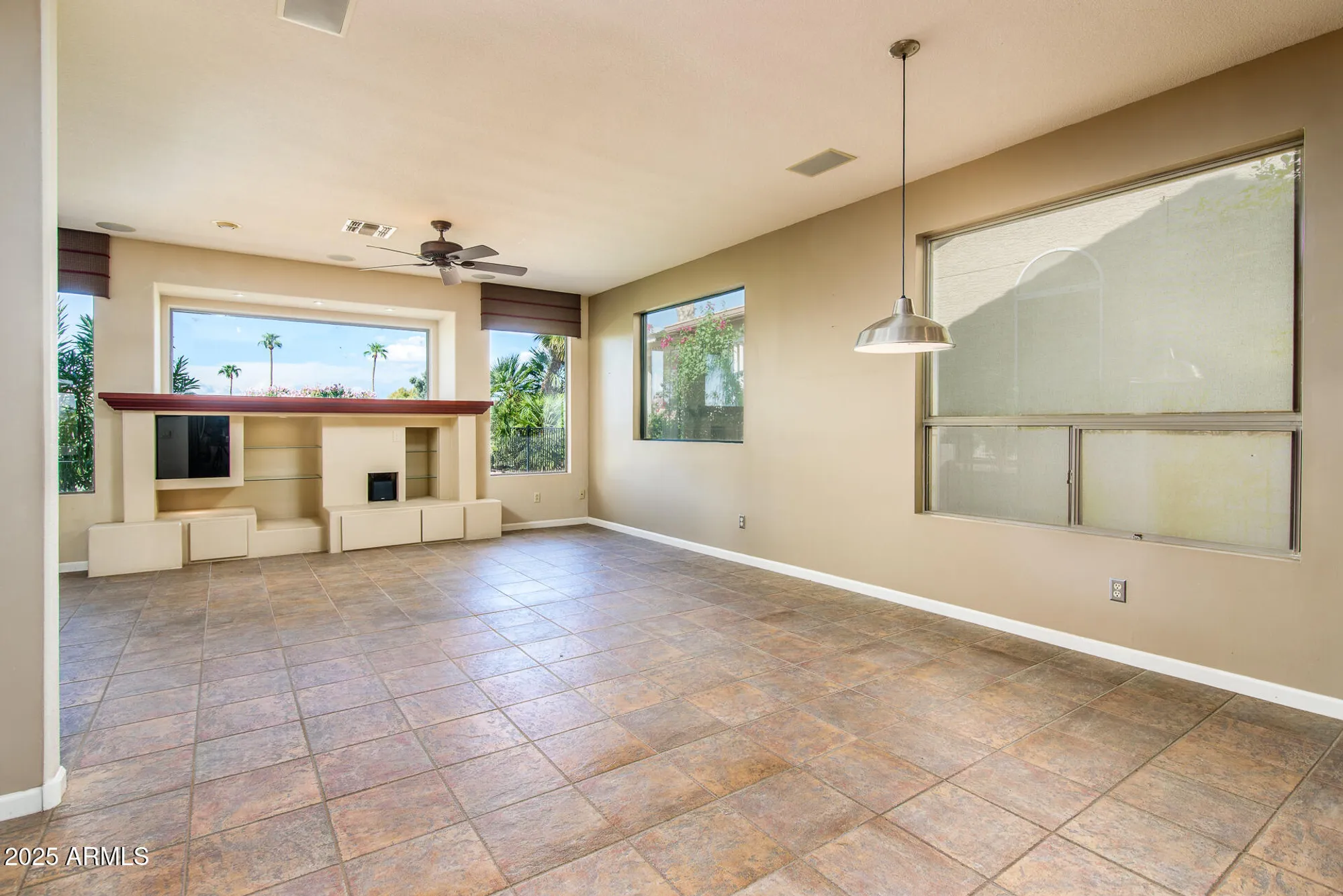 Property Slideshow image 19 of 112 | 10050 e coopers hawk dr, Sun Lakes, AZ, 85248