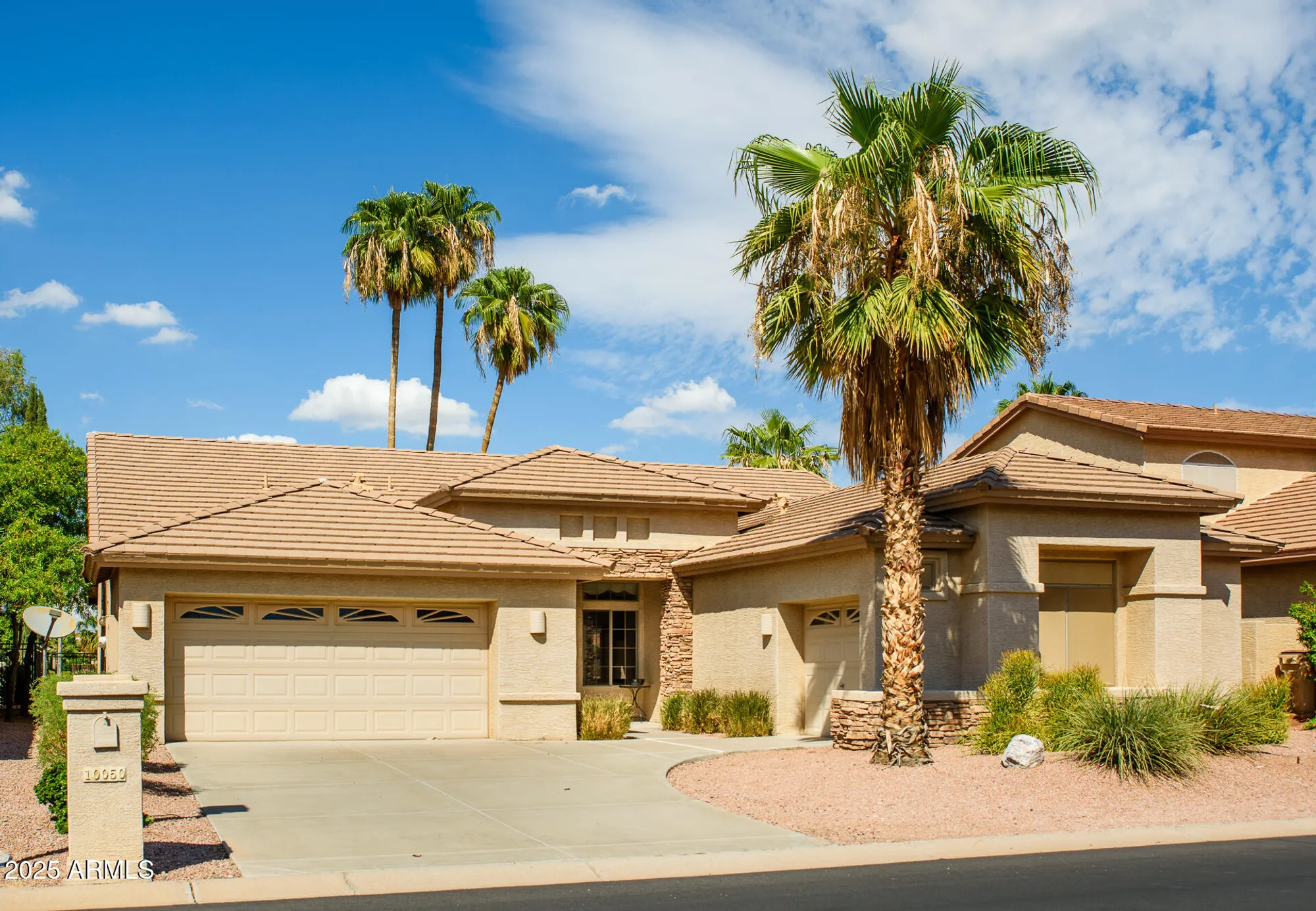 Property Slideshow image 47 of 112 | 10050 e coopers hawk dr, Sun Lakes, AZ, 85248