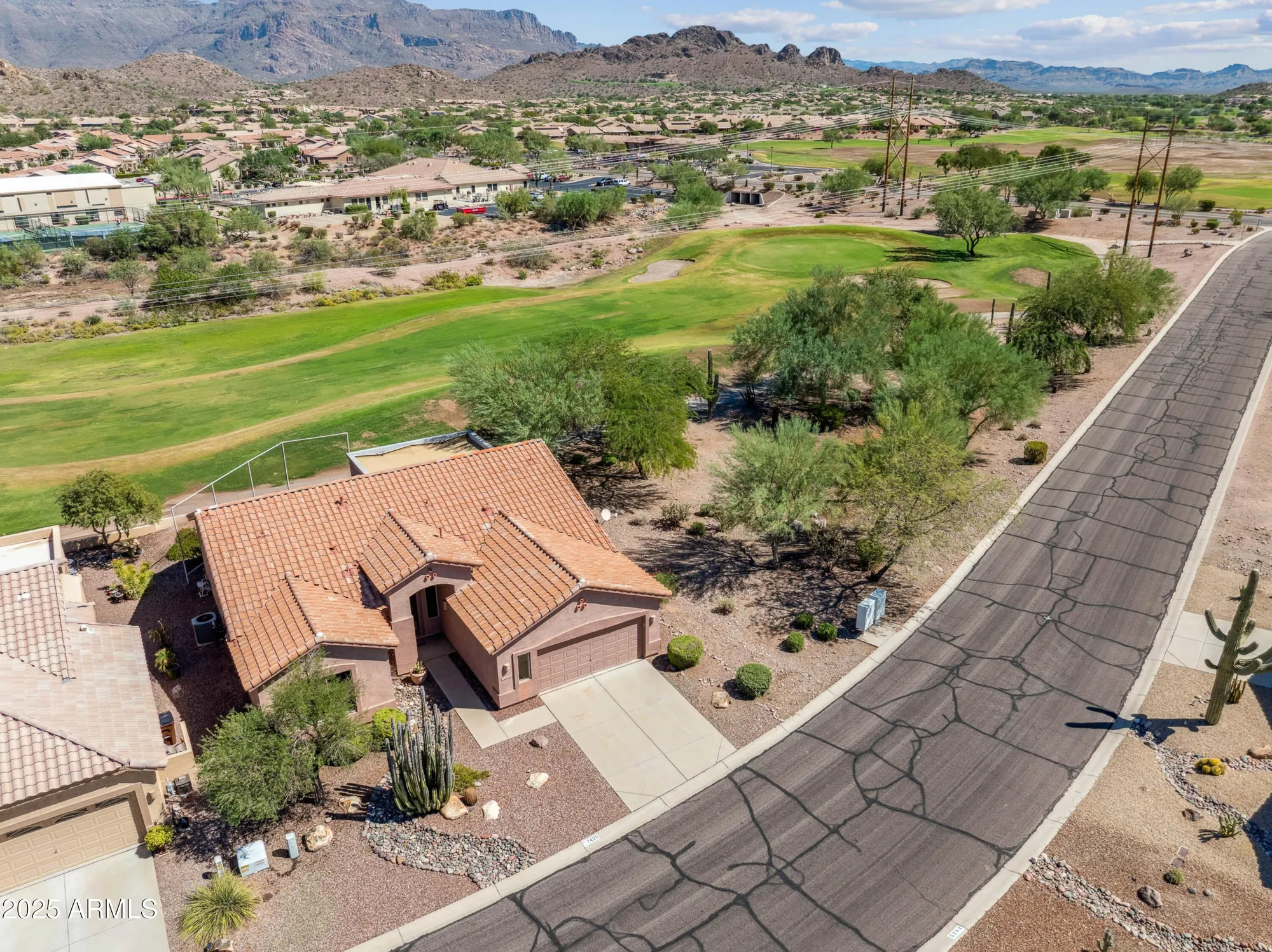 Property Slideshow image 28 of 33 | 7420 e desert spoon ln, Gold Canyon, AZ, 85118
