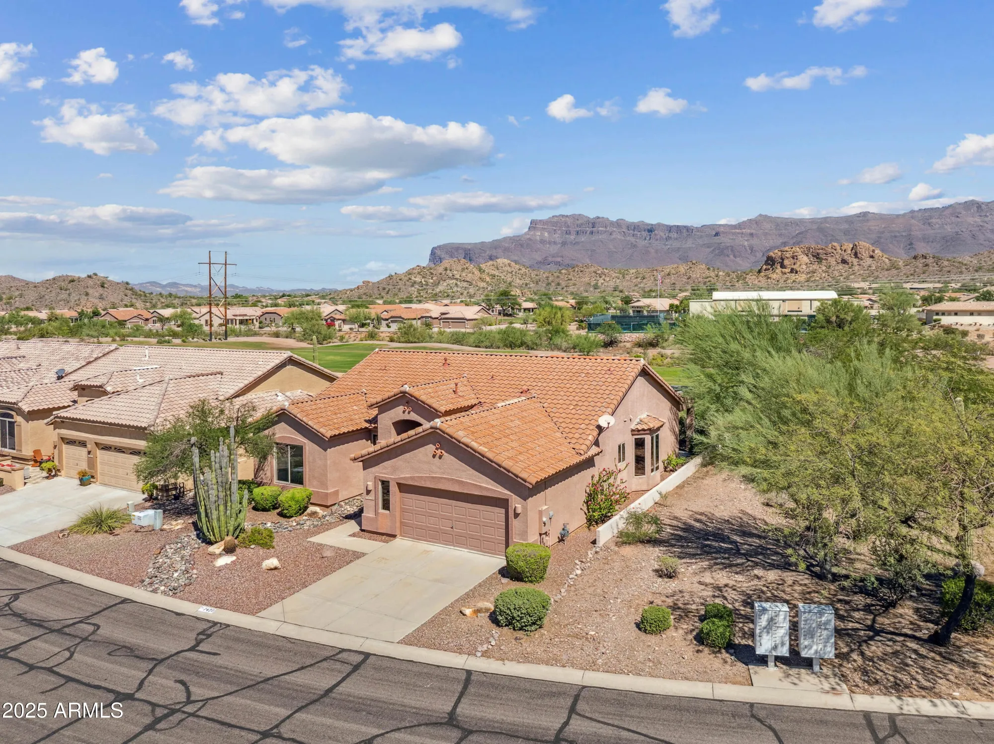 Property Slideshow image 30 of 33 | 7420 e desert spoon ln, Gold Canyon, AZ, 85118