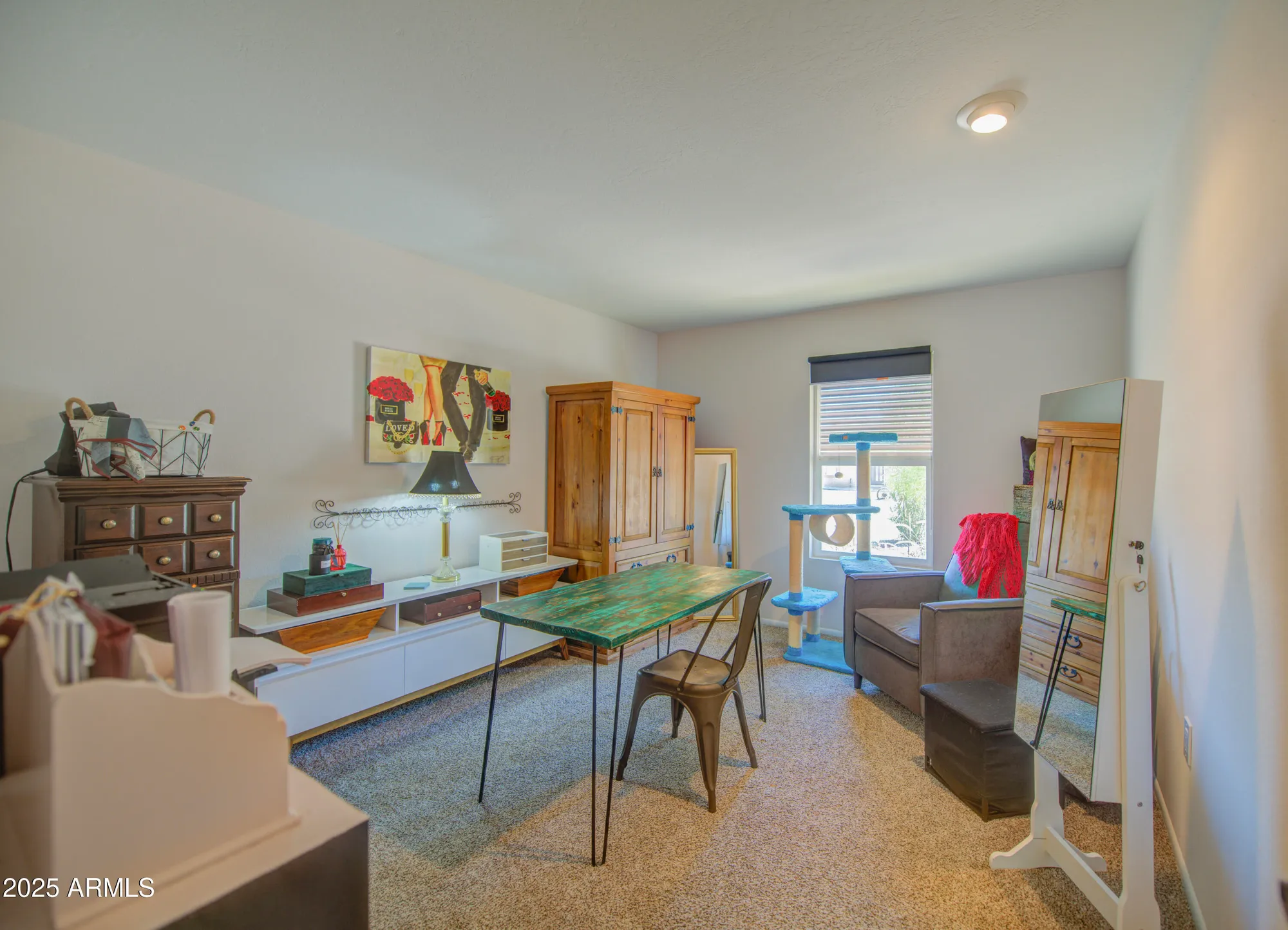 Property Slideshow image 15 of 30 | 9530 w hidden valley cir, Sun City, AZ, 85351