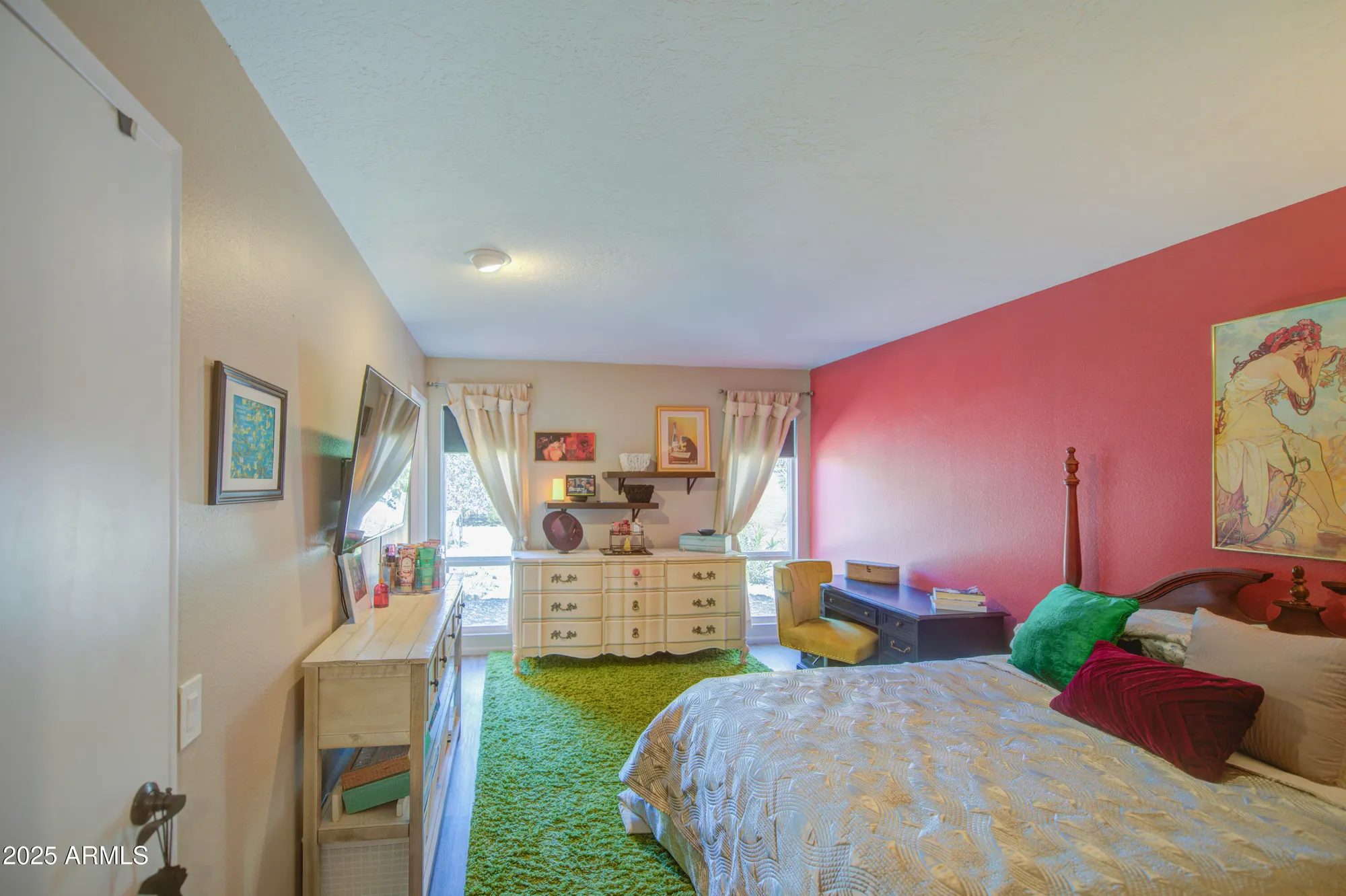 Property Slideshow image 19 of 30 | 9530 w hidden valley cir, Sun City, AZ, 85351