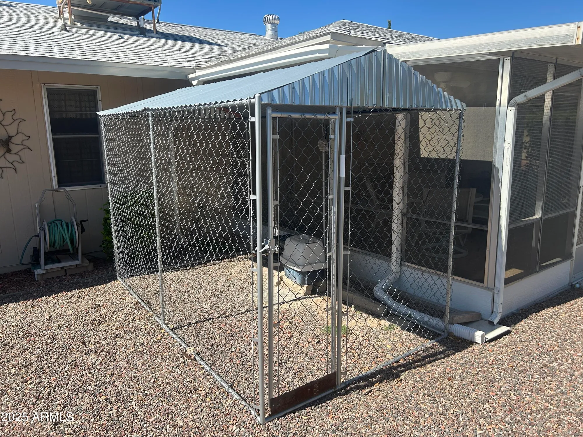 Property Slideshow image 21 of 27 | 9526 w country club dr, Sun City, AZ, 85373