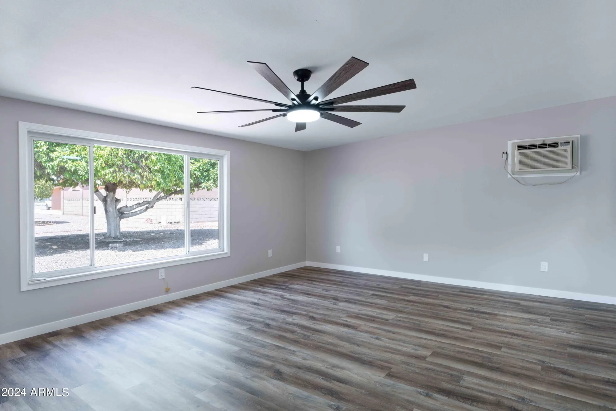 Property Slideshow image 19 of 40 | 10608 w edgewood dr, Sun City, AZ, 85351