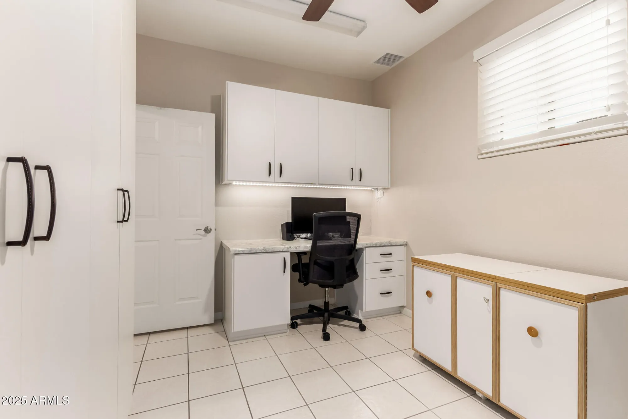 Property Slideshow image 31 of 73 | 8807 e saguaro blossom rd, Gold Canyon, AZ, 85118