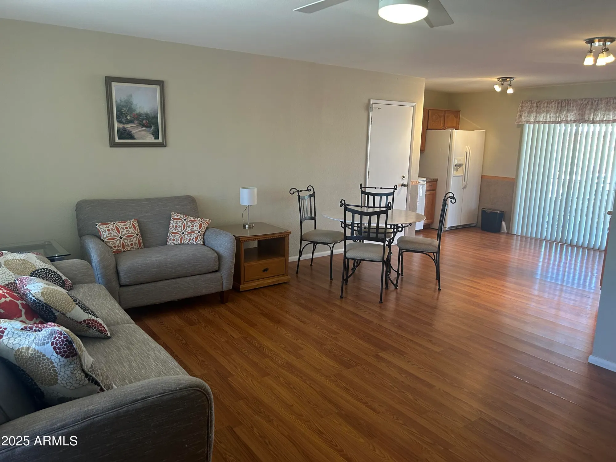 Property Slideshow image 4 of 27 | 9526 w country club dr, Sun City, AZ, 85373