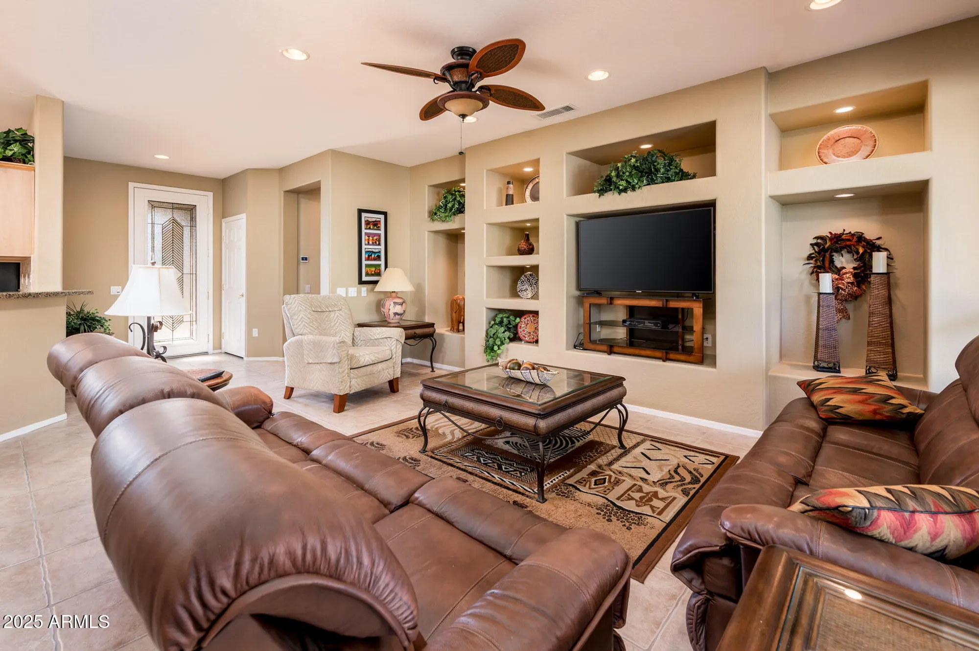 Property Slideshow image 5 of 39 | 17960 w pradera ln, Surprise, AZ, 85387