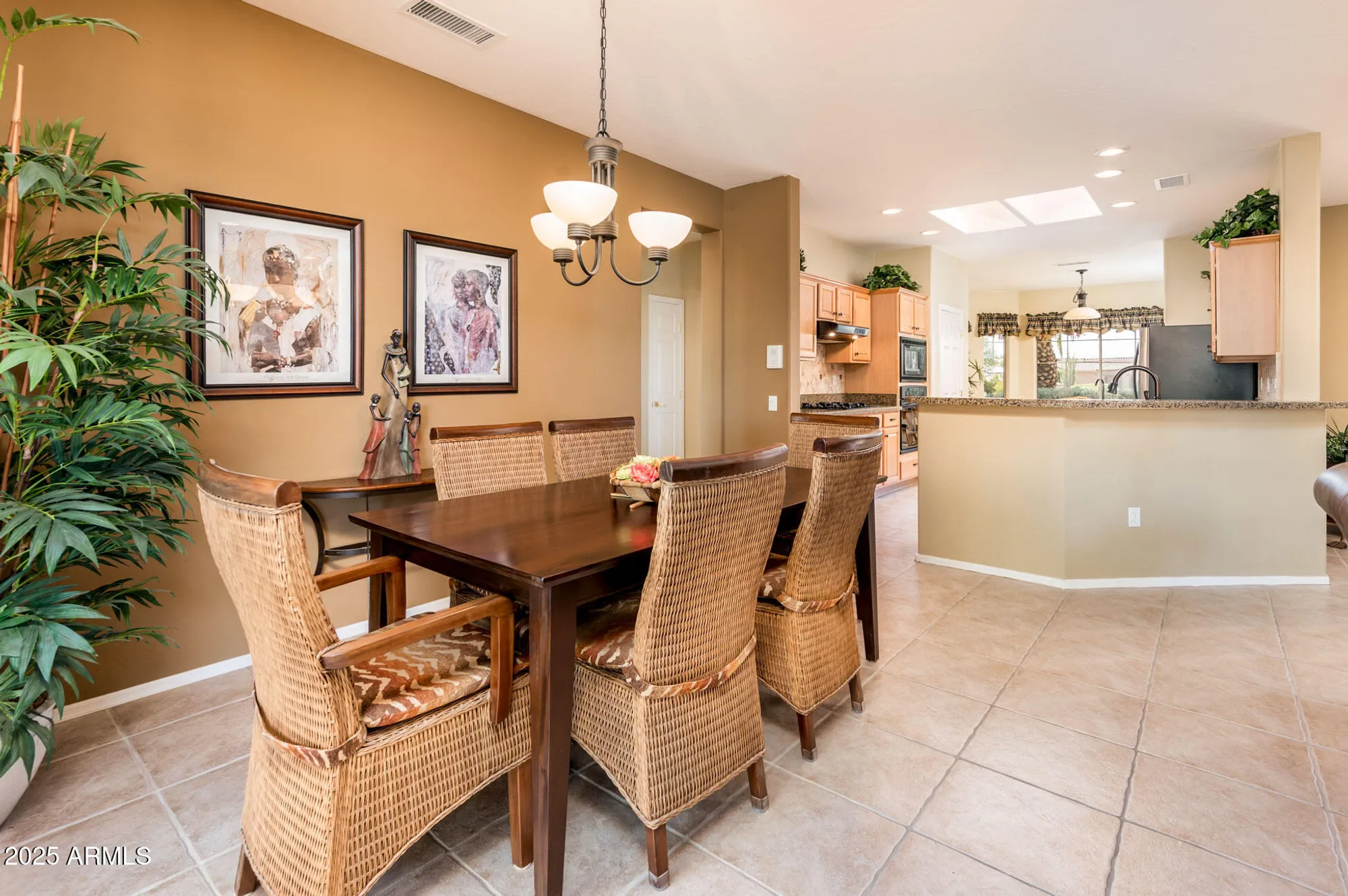 Property Slideshow image 9 of 39 | 17960 w pradera ln, Surprise, AZ, 85387
