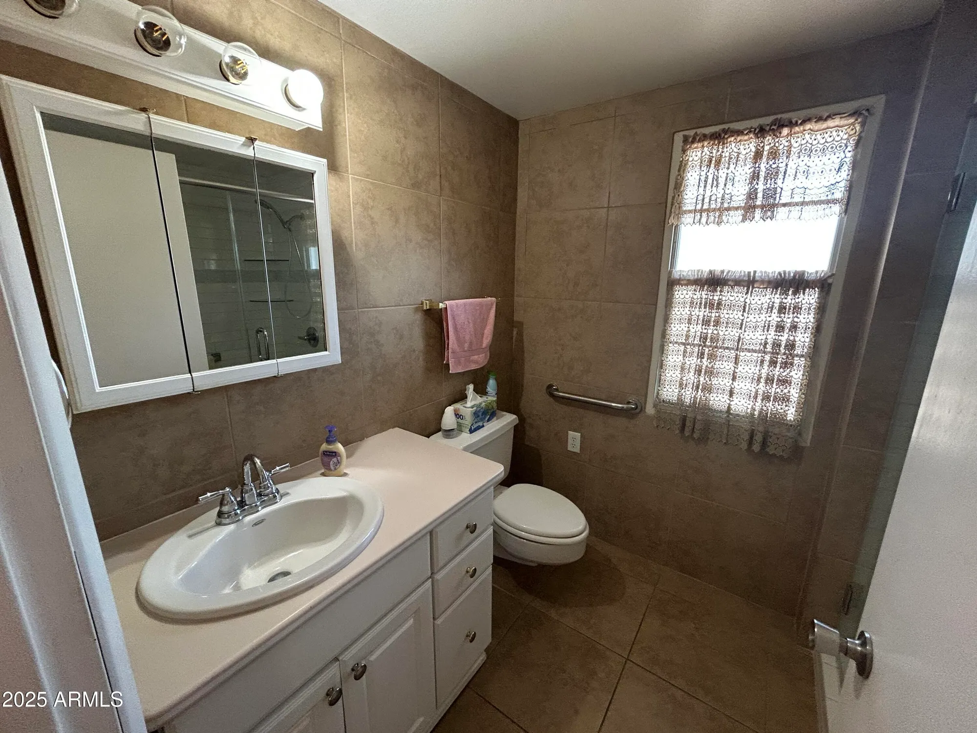 Property Slideshow image 14 of 27 | 9526 w country club dr, Sun City, AZ, 85373