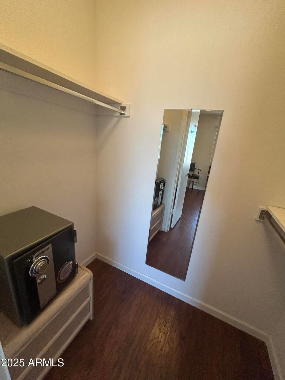 Property Slideshow image 12 of 27 | 9526 w country club dr, Sun City, AZ, 85373