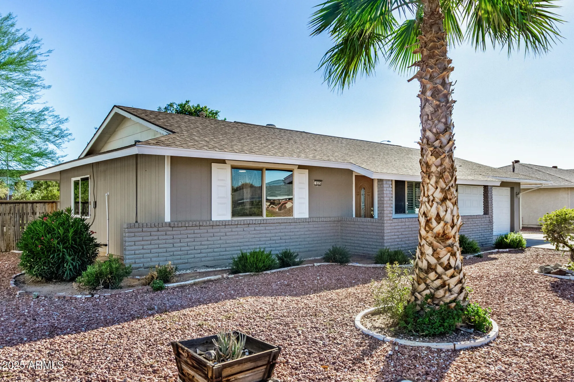 Property Slideshow image 4 of 41 | 9325 w arrowhead dr, Sun City, AZ, 85351