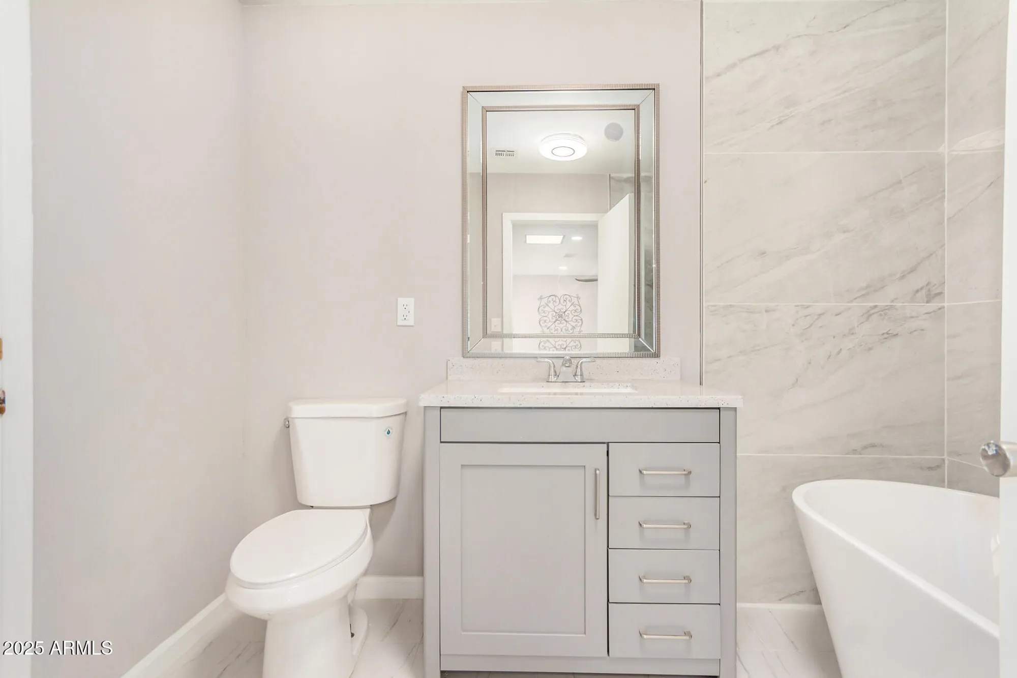 Property Slideshow image 23 of 41 | 9325 w arrowhead dr, Sun City, AZ, 85351