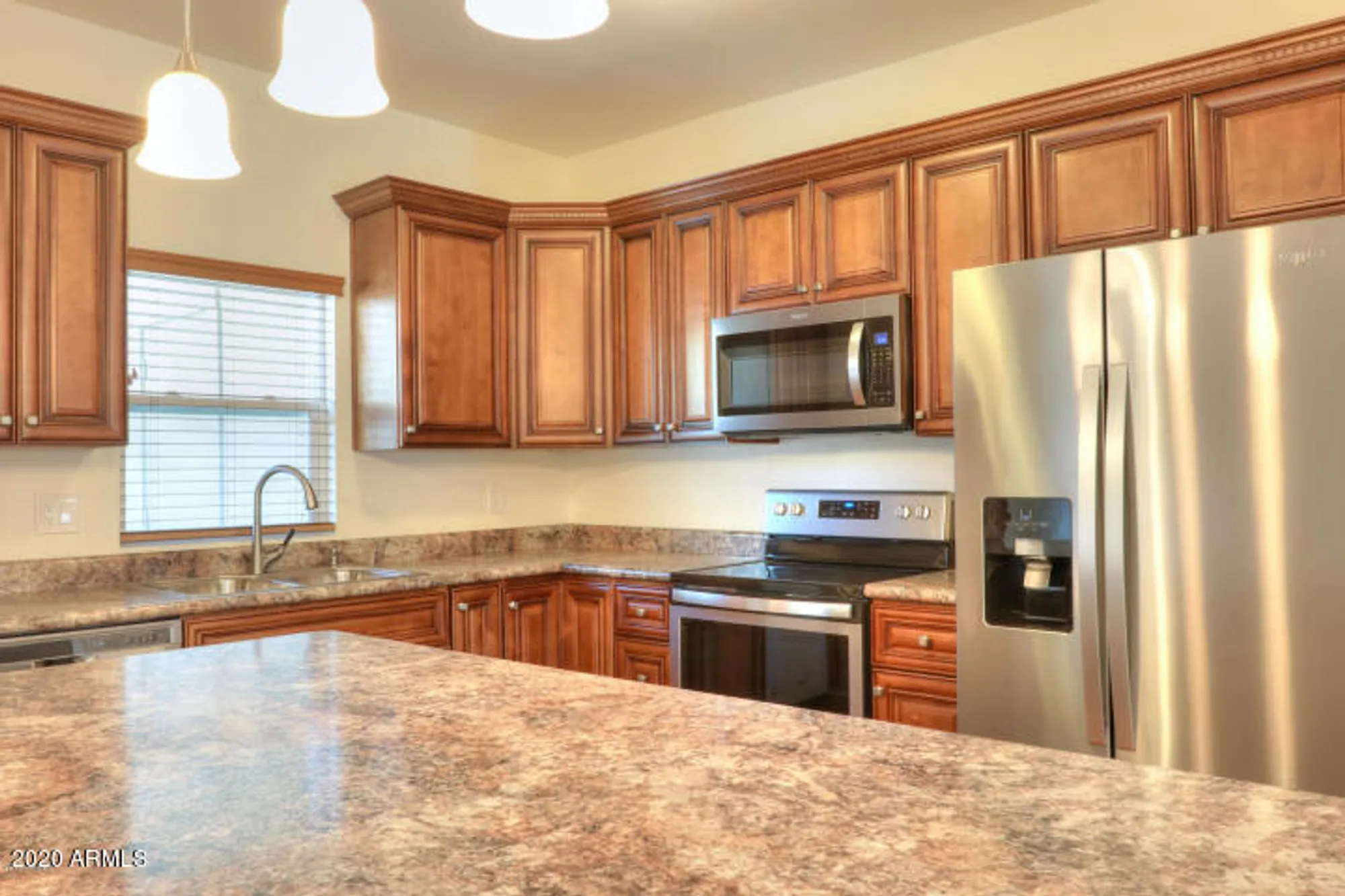 Property Slideshow image 8 of 29 | 3324 w mcrae way unit 1, Phoenix, AZ, 85027