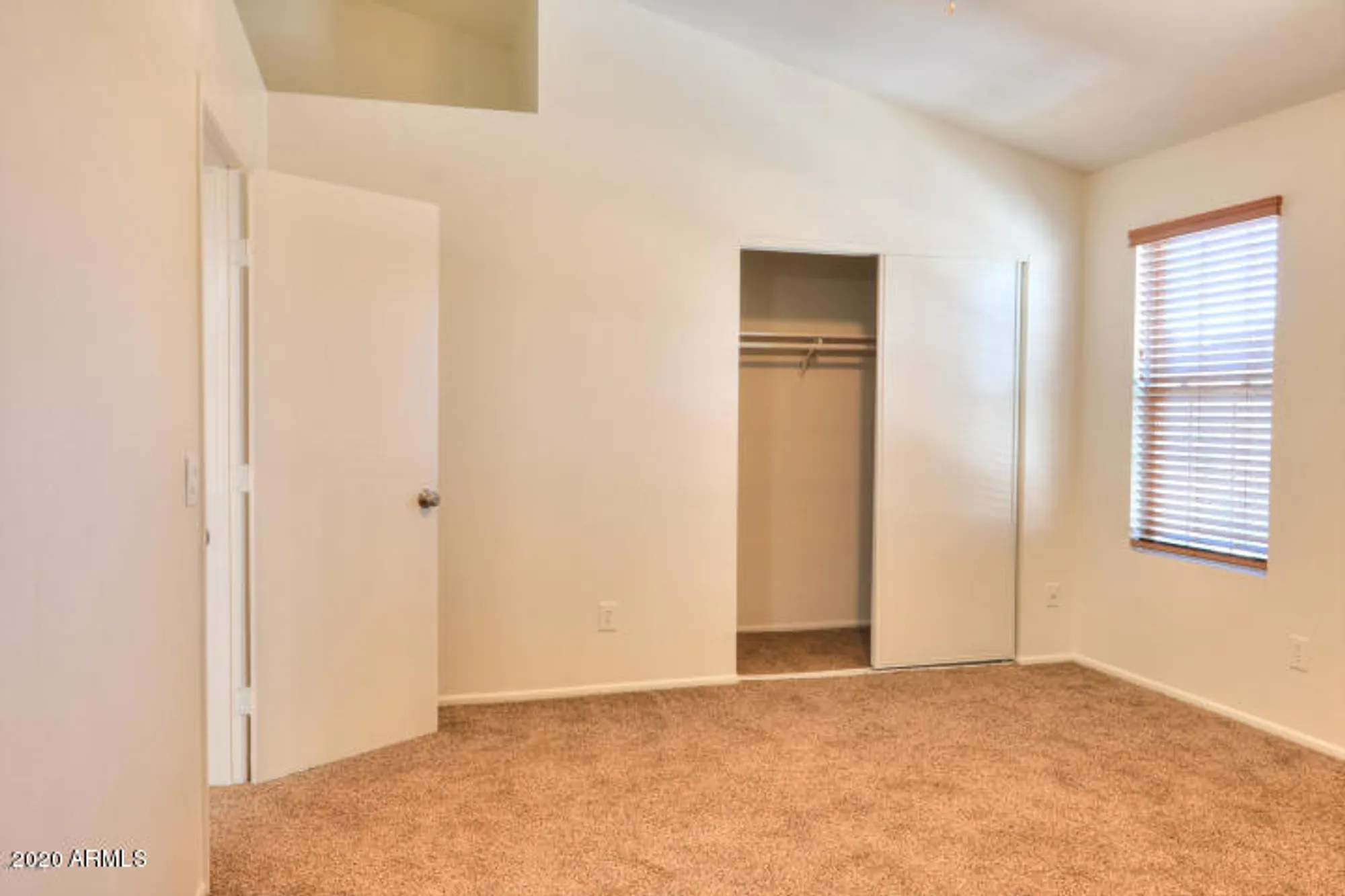 Property Slideshow image 17 of 29 | 3324 w mcrae way unit 1, Phoenix, AZ, 85027