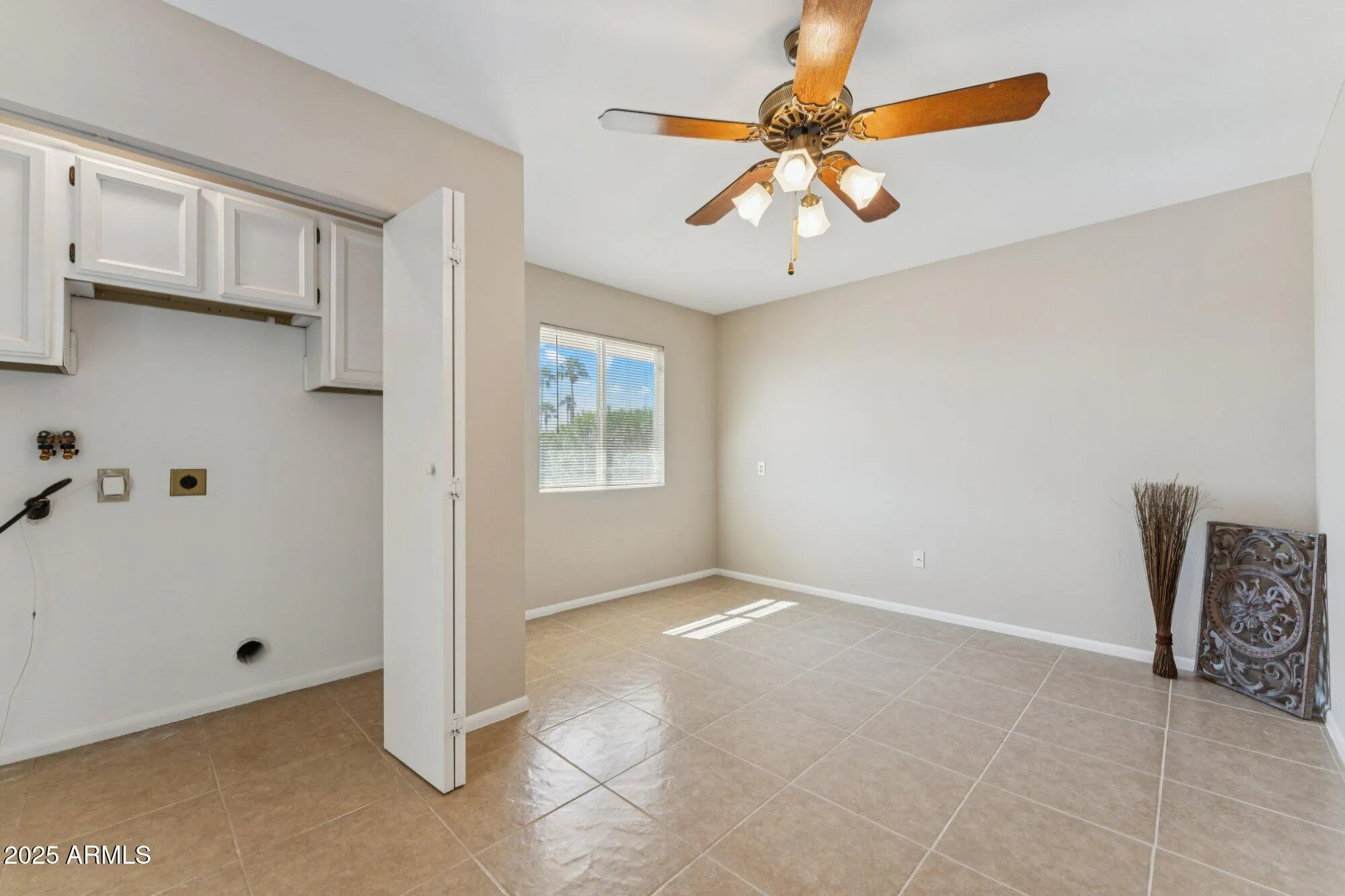 Property Slideshow image 16 of 37 | 12331 w sonnet dr, Sun City West, AZ, 85375