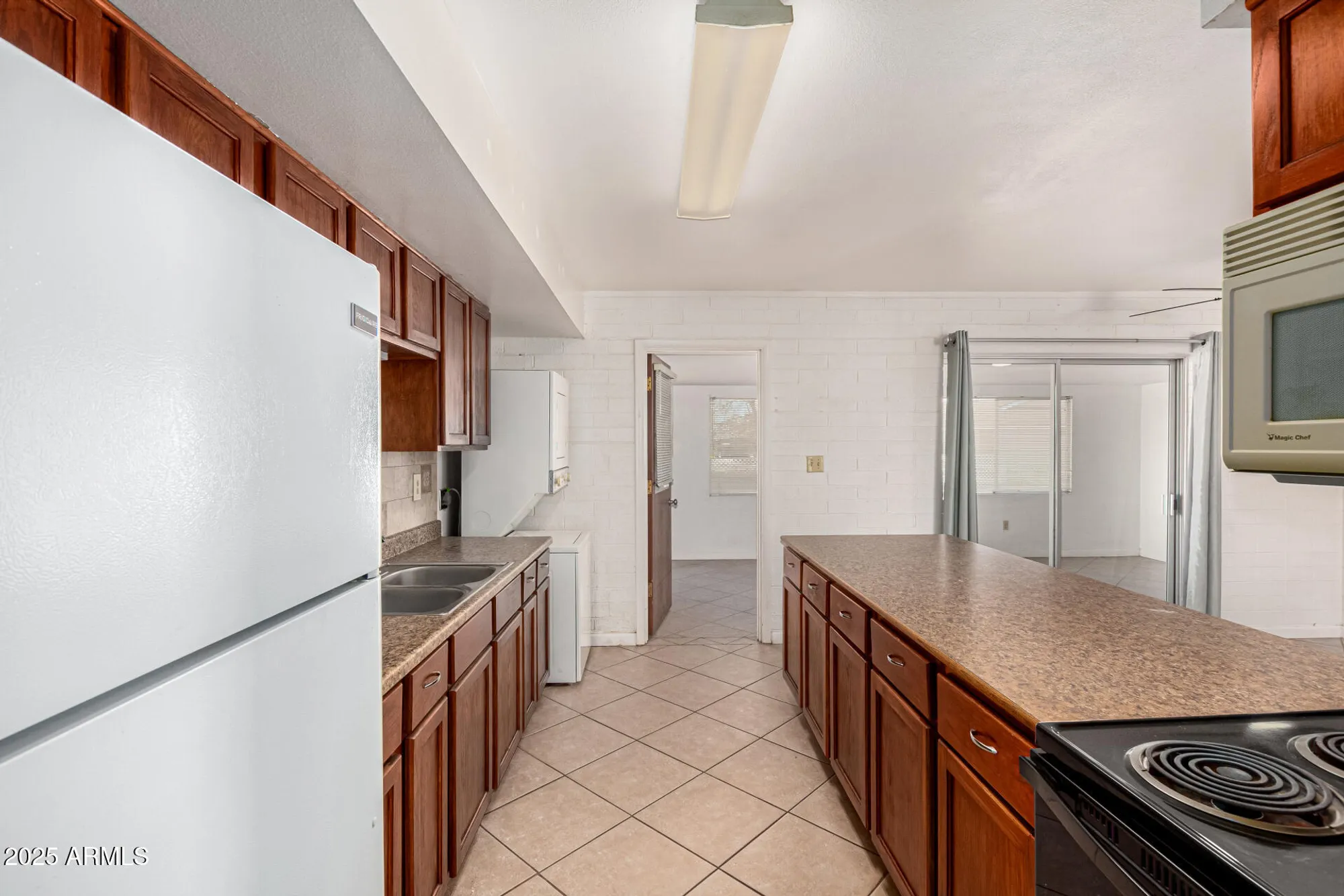 Property Slideshow image 5 of 27 | 11427 n 107th ave, Sun City, AZ, 85351