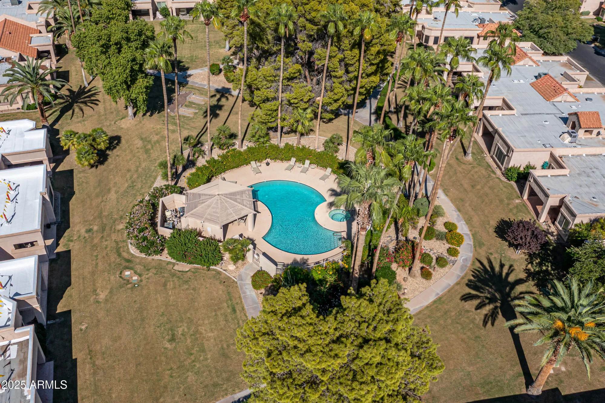 Property Slideshow image 7 of 41 | 9322 w topeka dr, Peoria, AZ, 85382