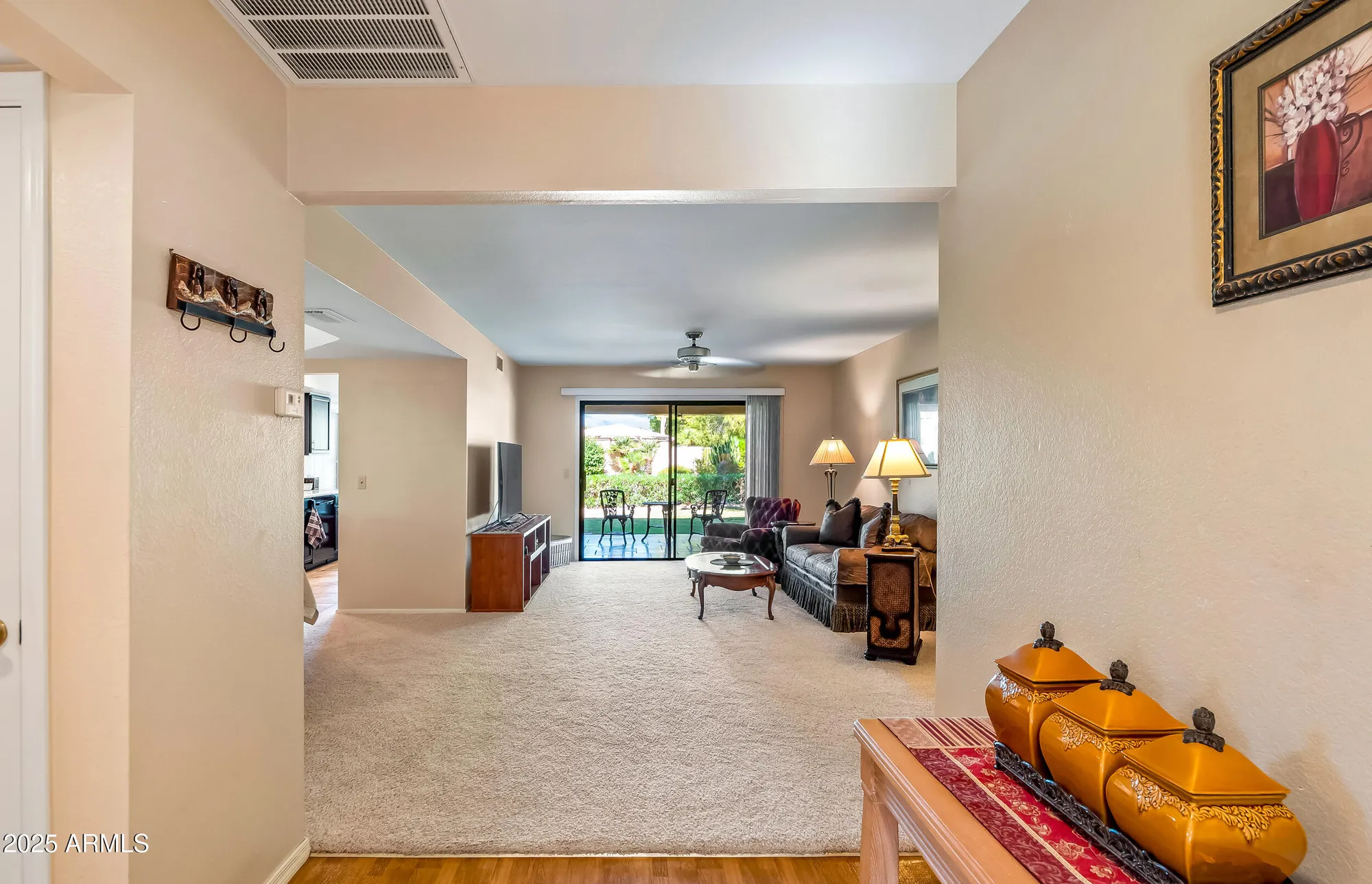 Property Slideshow image 13 of 41 | 9322 w topeka dr, Peoria, AZ, 85382
