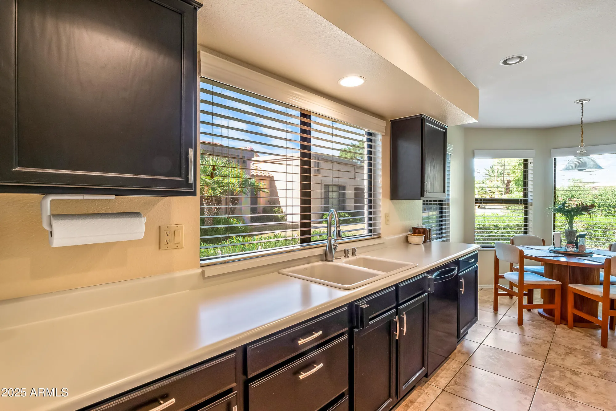 Property Slideshow image 21 of 41 | 9322 w topeka dr, Peoria, AZ, 85382