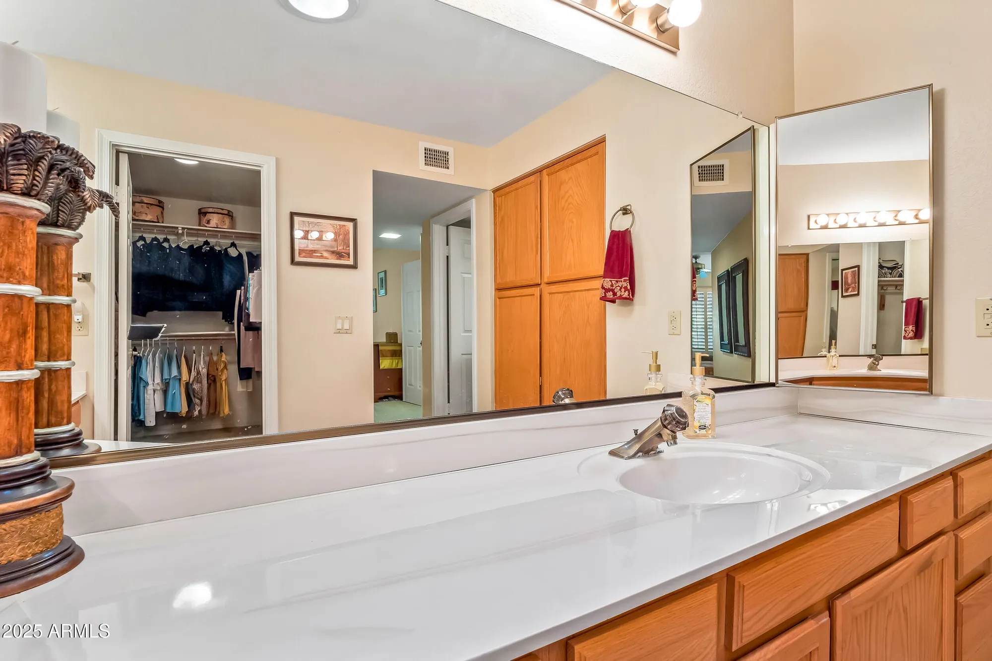 Property Slideshow image 35 of 41 | 9322 w topeka dr, Peoria, AZ, 85382