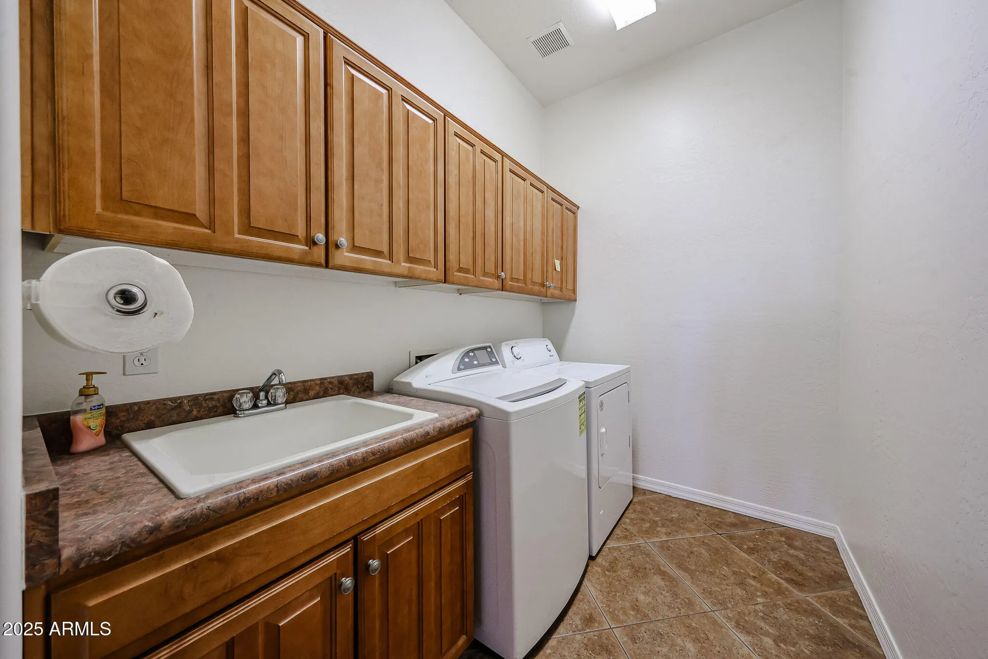 Property Slideshow image 36 of 64 | 12439 w yellow bird ln, Peoria, AZ, 85383